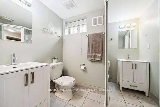 Photo 25 of 14 Emily Carr Street, Markham, Unionville — HOMEH