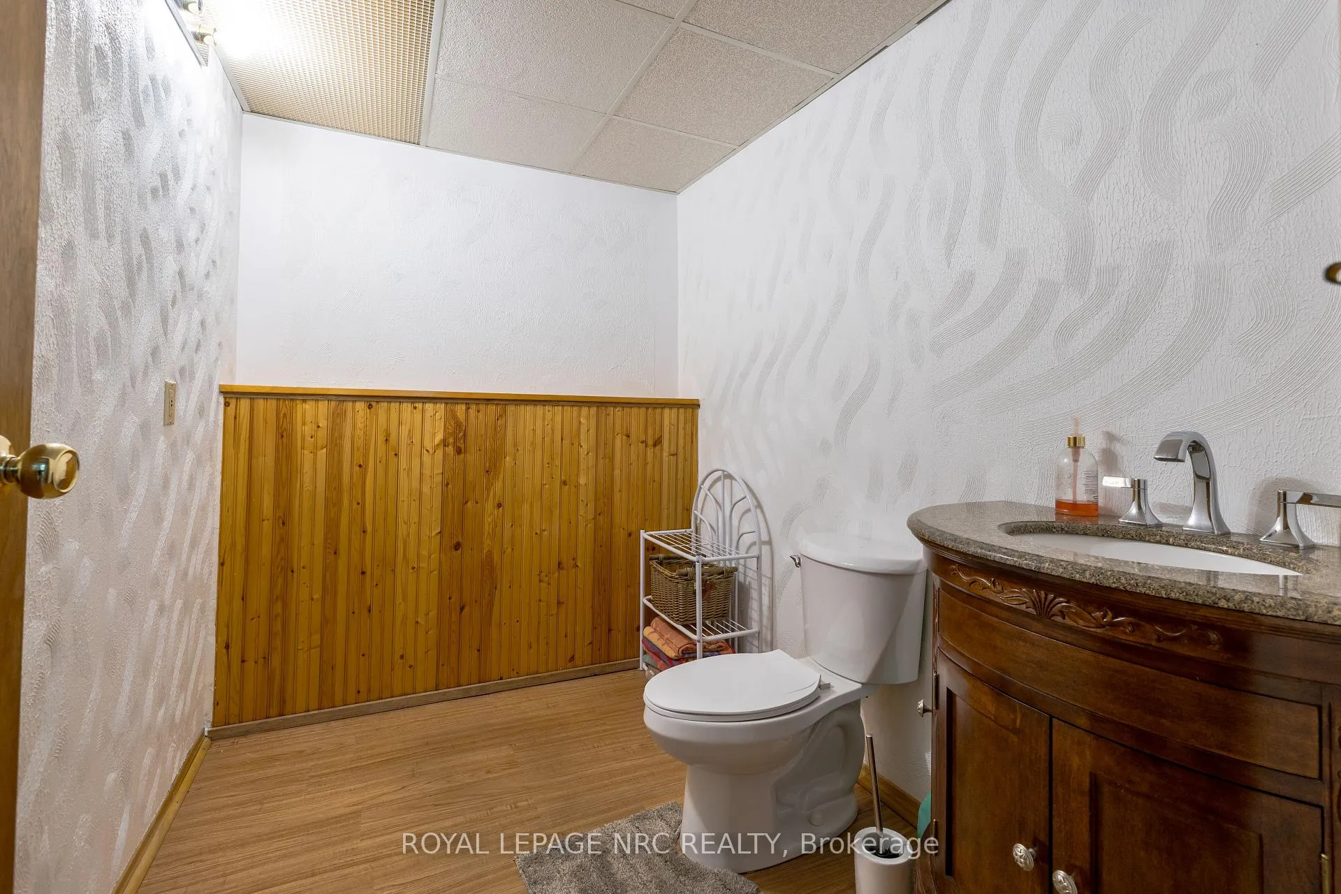 Photo 23 of 4916 Homestead Drive, Lincoln, Beamsville — HOMEH