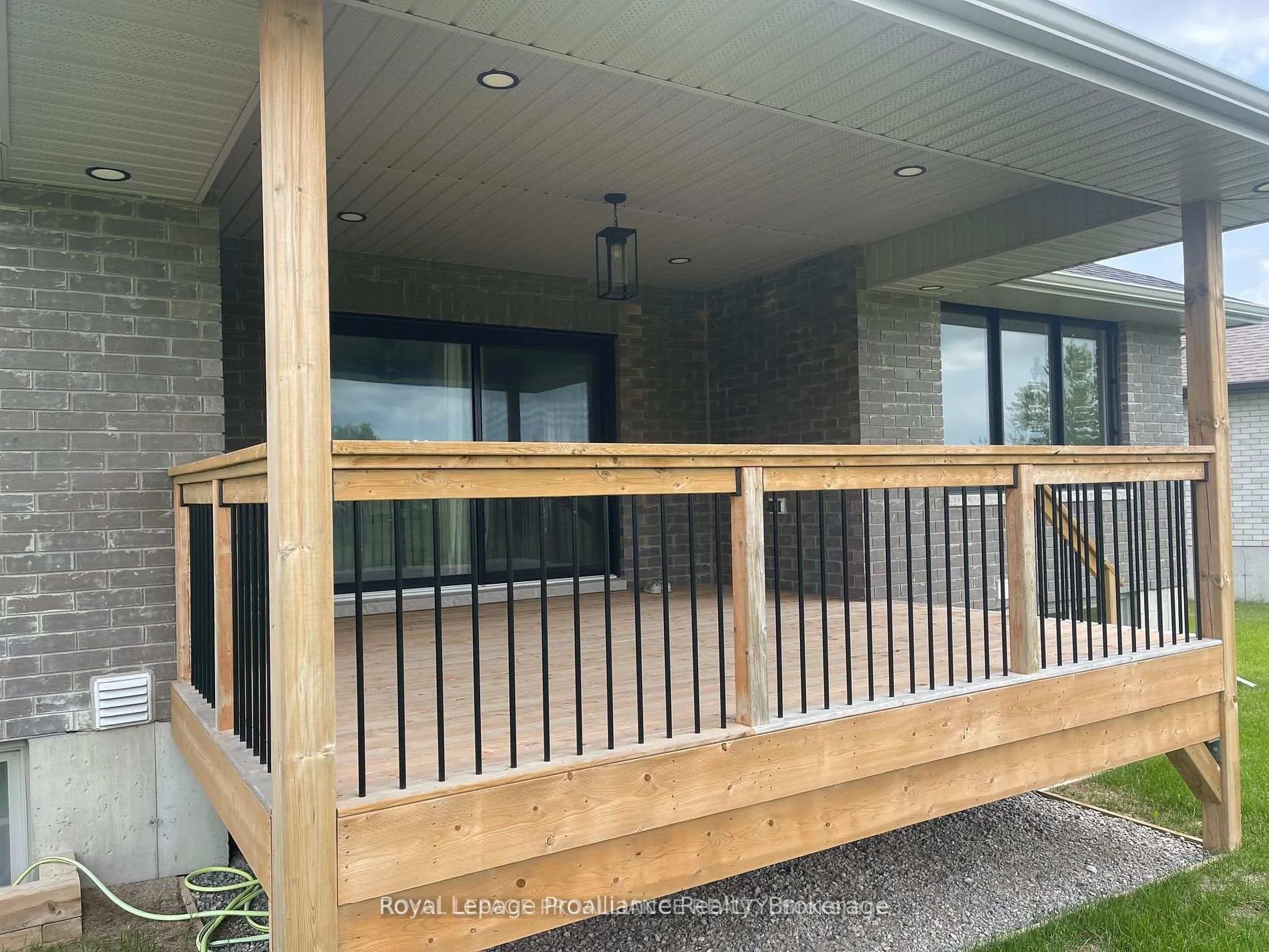 Photo 4 of 43 Cattail Crescent, Quinte West, Murray Ward — HOMEH