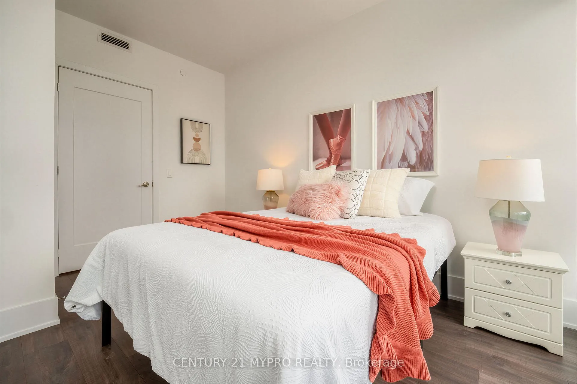 Photo 28 of Unit 2012, 470 Front Street W, Toronto, Waterfront Communities — HOMEH