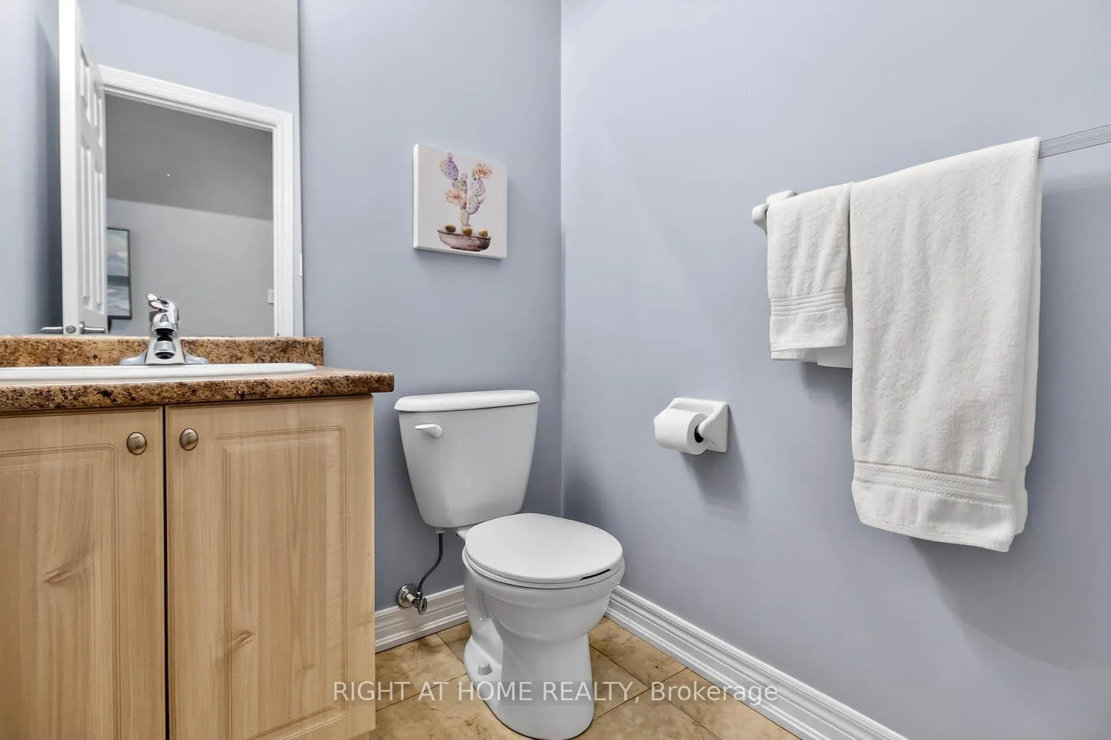 Photo 17 of 145 Louisbourg Way, Markham, Greensborough — HOMEH