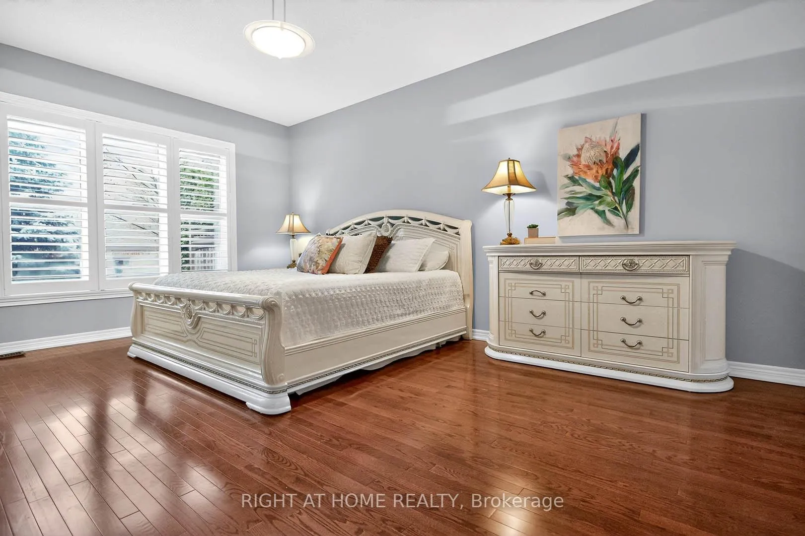 Photo 18 of 145 Louisbourg Way, Markham, Greensborough — HOMEH