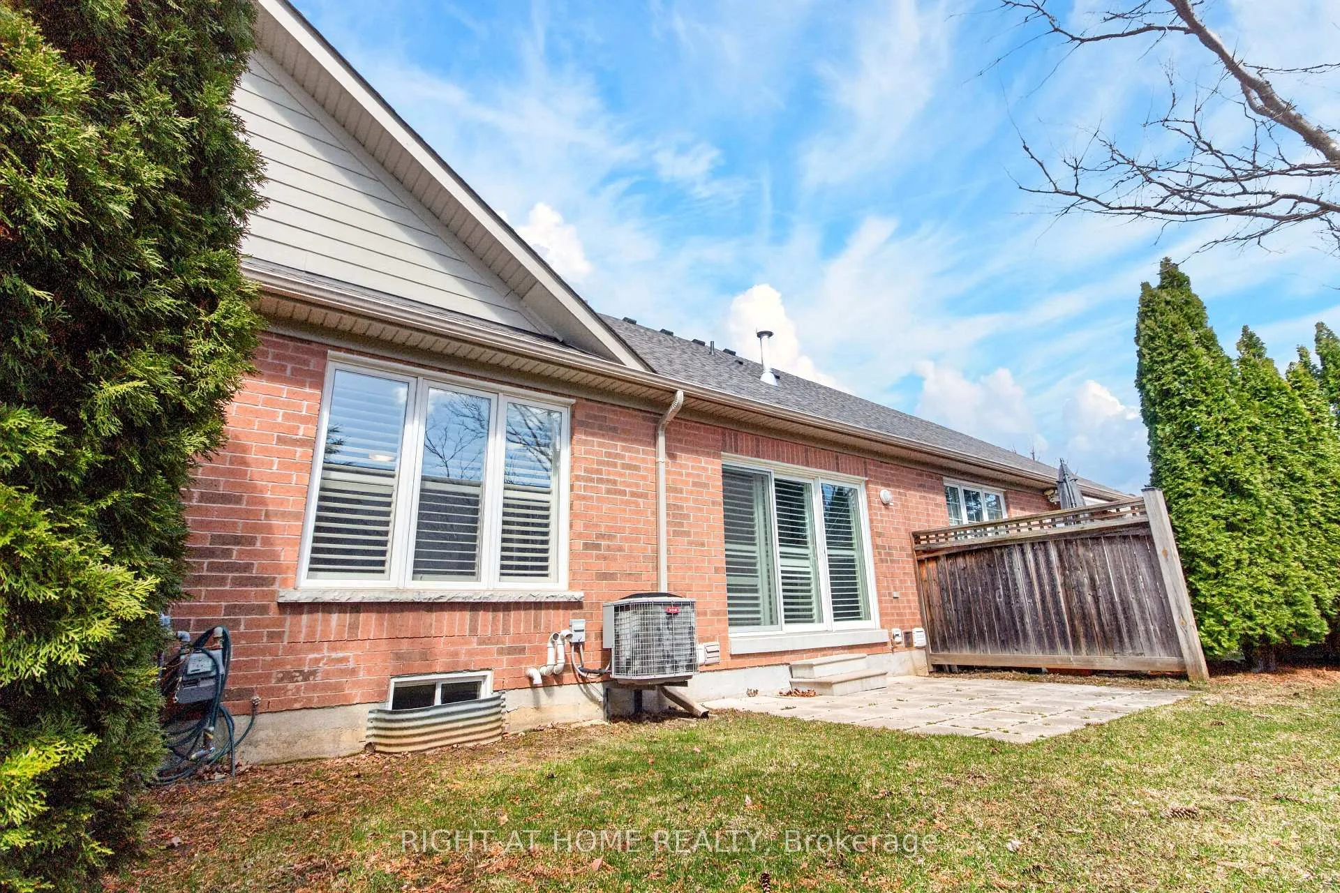 Photo 35 of 145 Louisbourg Way, Markham, Greensborough — HOMEH