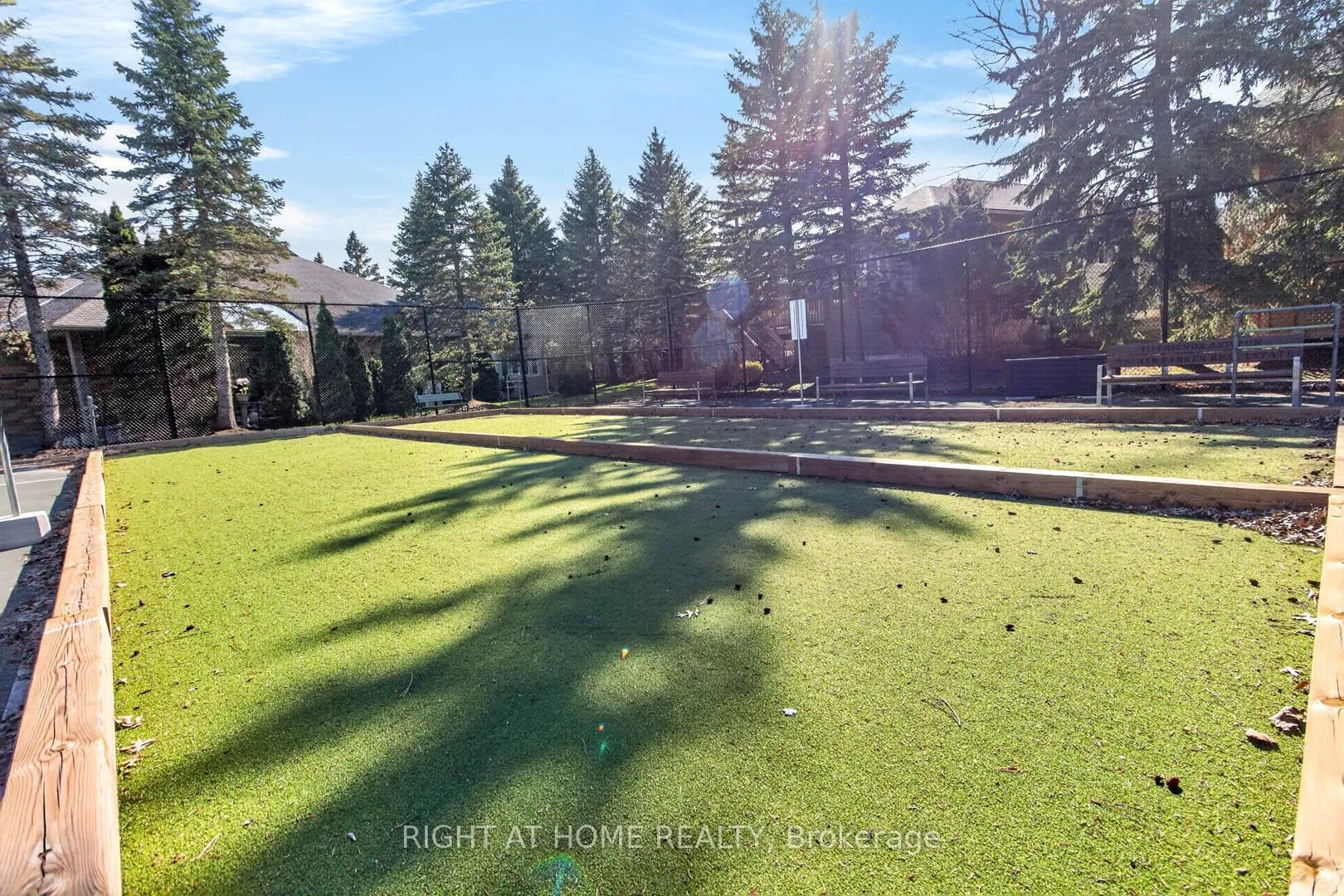 Photo 65 of 145 Louisbourg Way, Markham, Greensborough — HOMEH