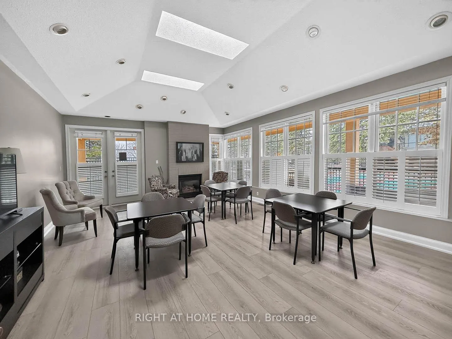 Photo 68 of 145 Louisbourg Way, Markham, Greensborough — HOMEH
