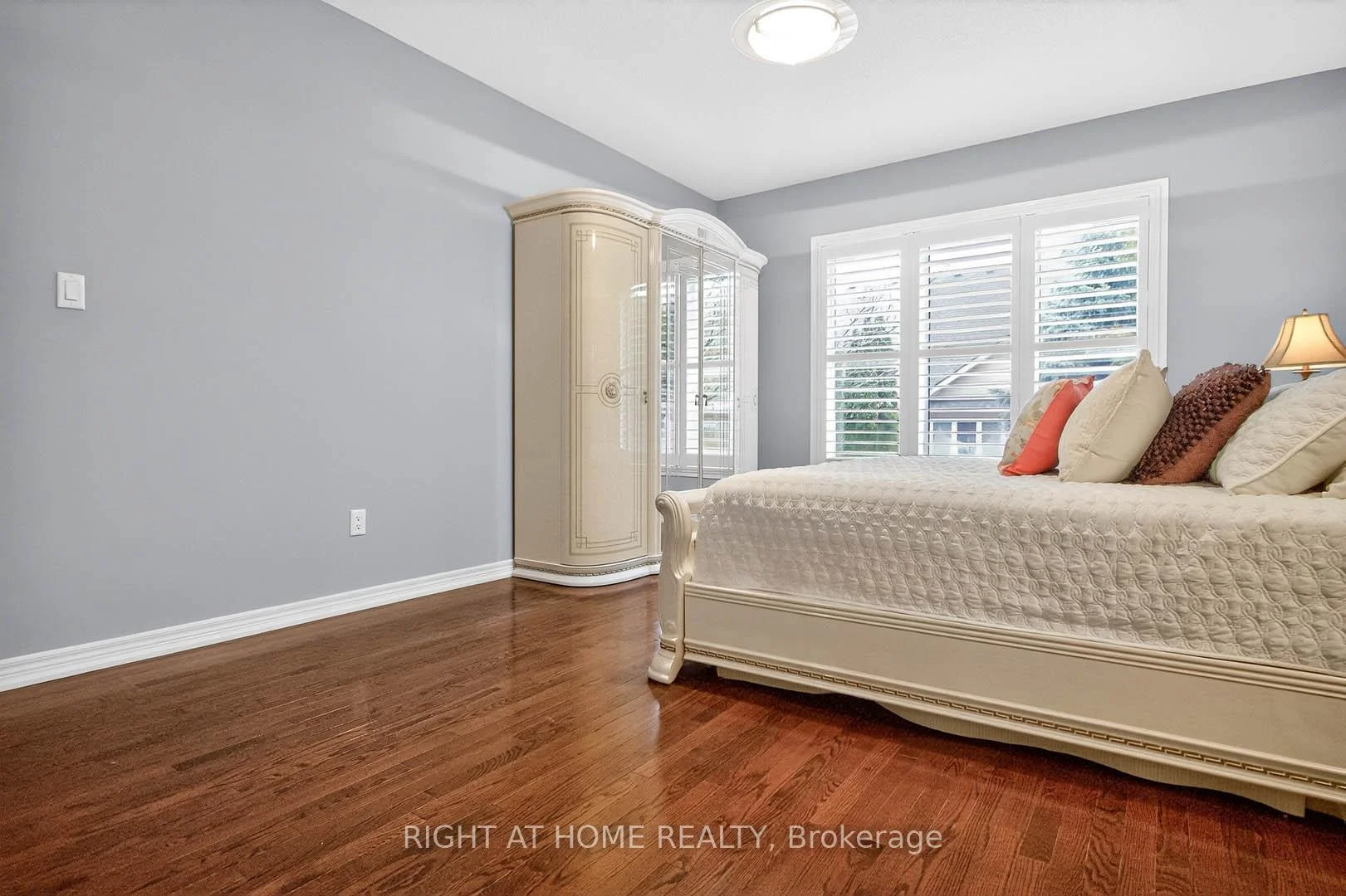 Photo 28 of 145 Louisbourg Way, Markham, Greensborough — HOMEH