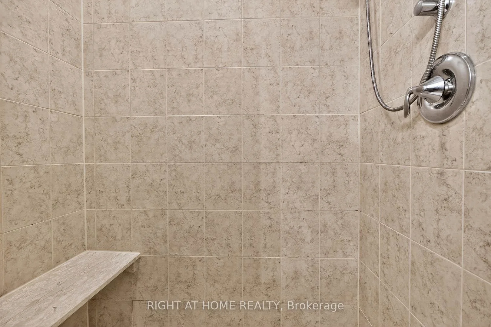Photo 30 of 145 Louisbourg Way, Markham, Greensborough — HOMEH