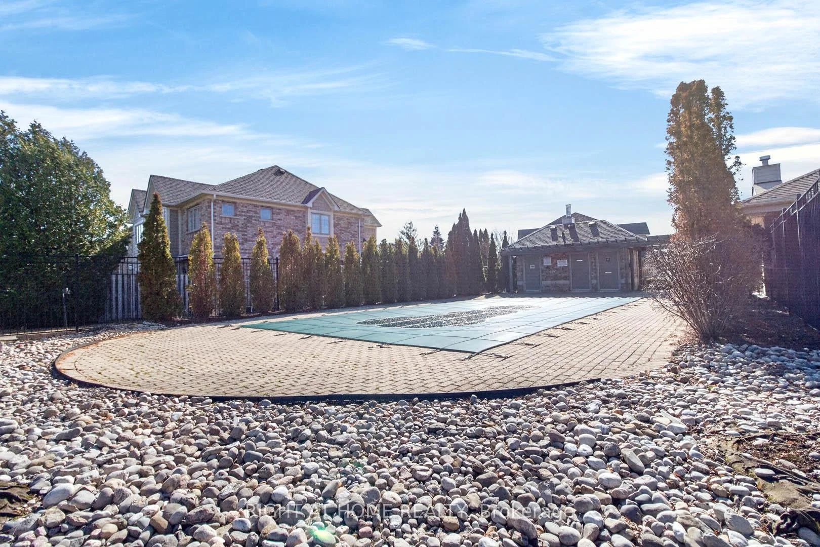 Photo 58 of 145 Louisbourg Way, Markham, Greensborough — HOMEH