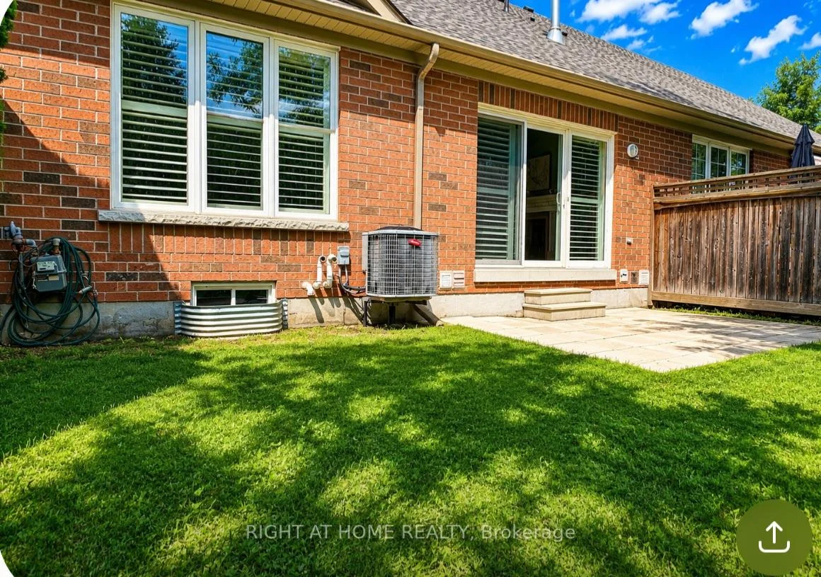 Photo 73 of 145 Louisbourg Way, Markham, Greensborough — HOMEH