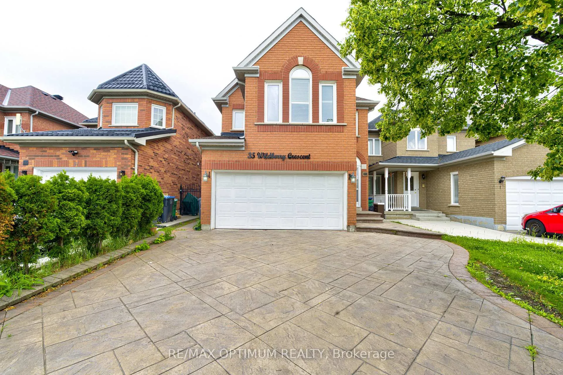 Photo 1 of 35 Wildberry Crescent, Brampton, Sandringham-Wellington — HOMEH