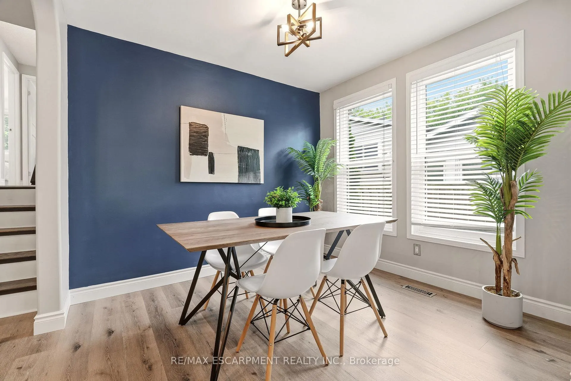 Photo 21 of 2353 Middlesmoor Crescent, Burlington, Brant Hills — HOMEH