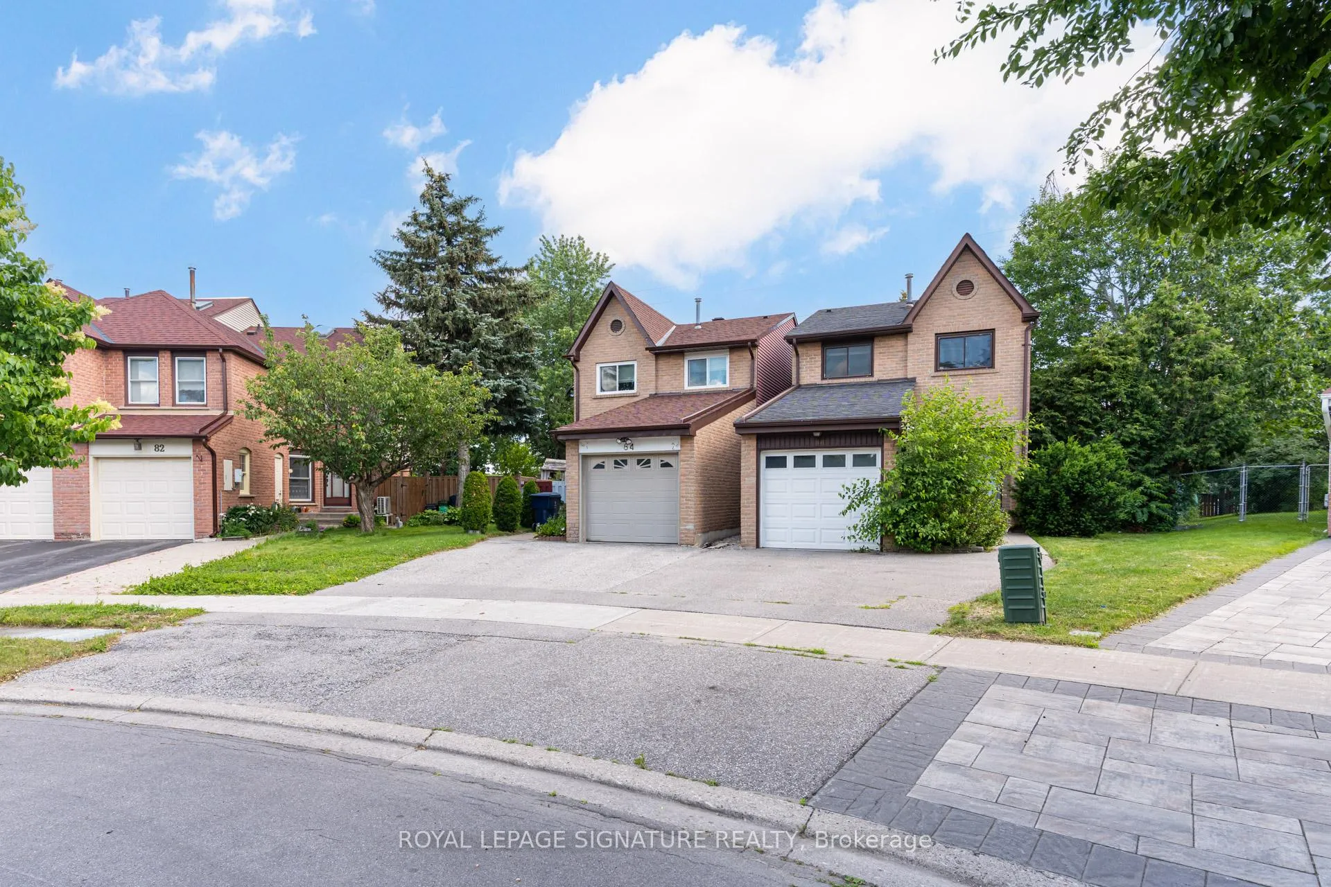 Photo 2 of 86 James Park Square, Scarborough, Milliken — HOMEH