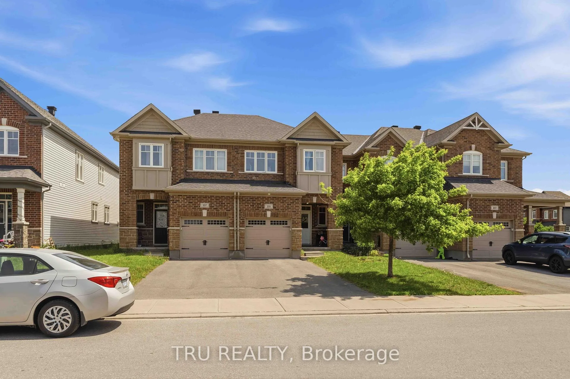 Photo 1 of 205 Losino Crescent, Ottawa, Kanata - Emerald Meadows/Trailwest — HOMEH
