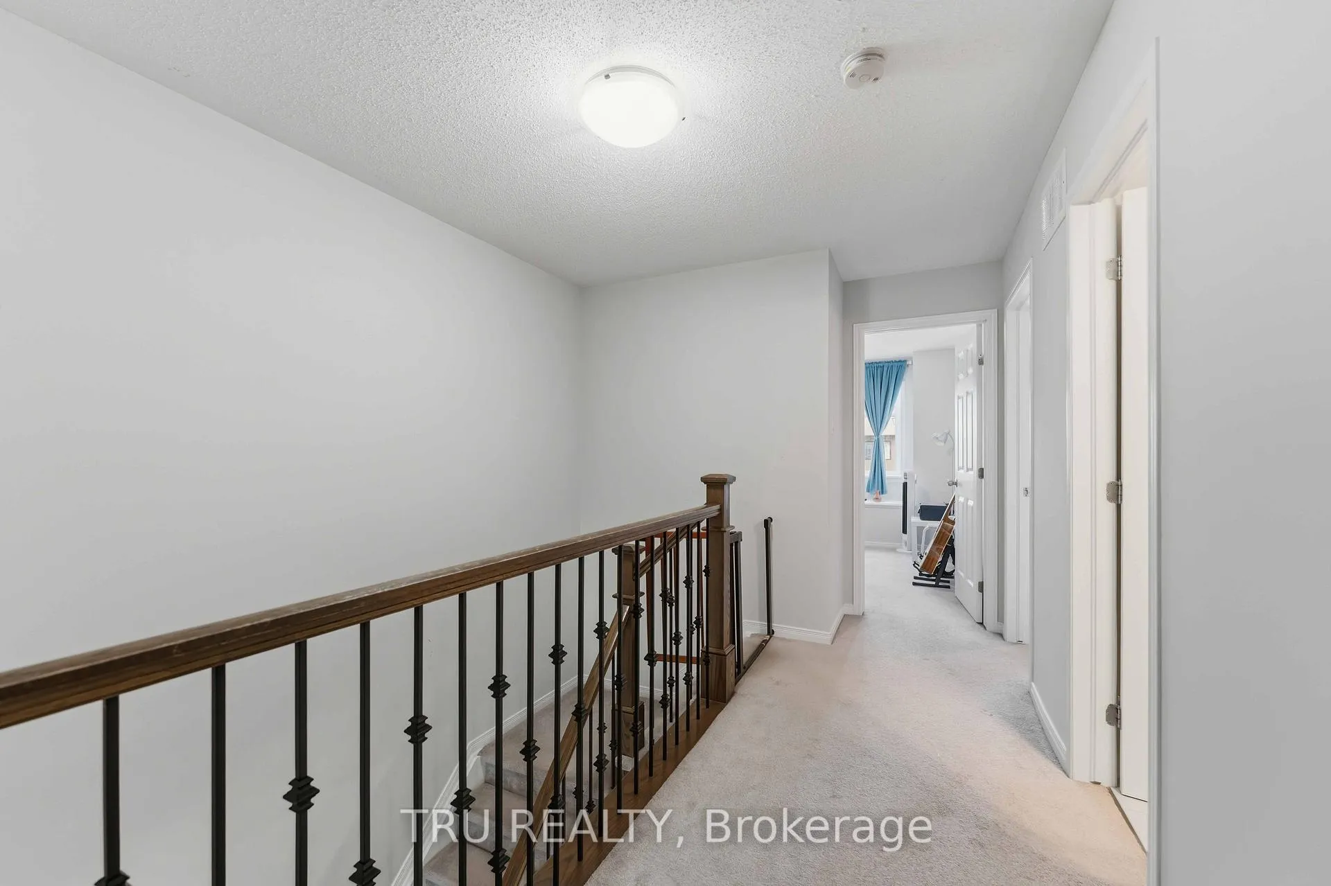 Photo 17 of 205 Losino Crescent, Ottawa, Kanata - Emerald Meadows/Trailwest — HOMEH