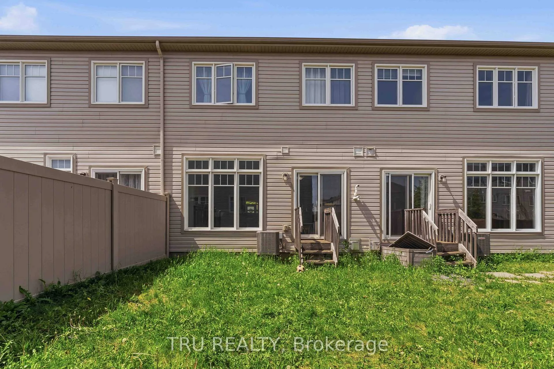 Photo 27 of 205 Losino Crescent, Ottawa, Kanata - Emerald Meadows/Trailwest — HOMEH