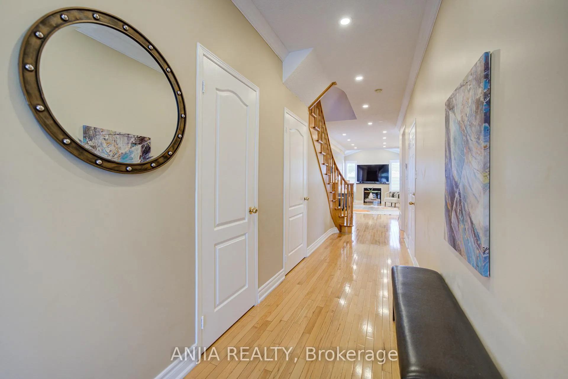 Photo 4 of 174 Goldenwood Crescent, Markham, Greensborough — HOMEH