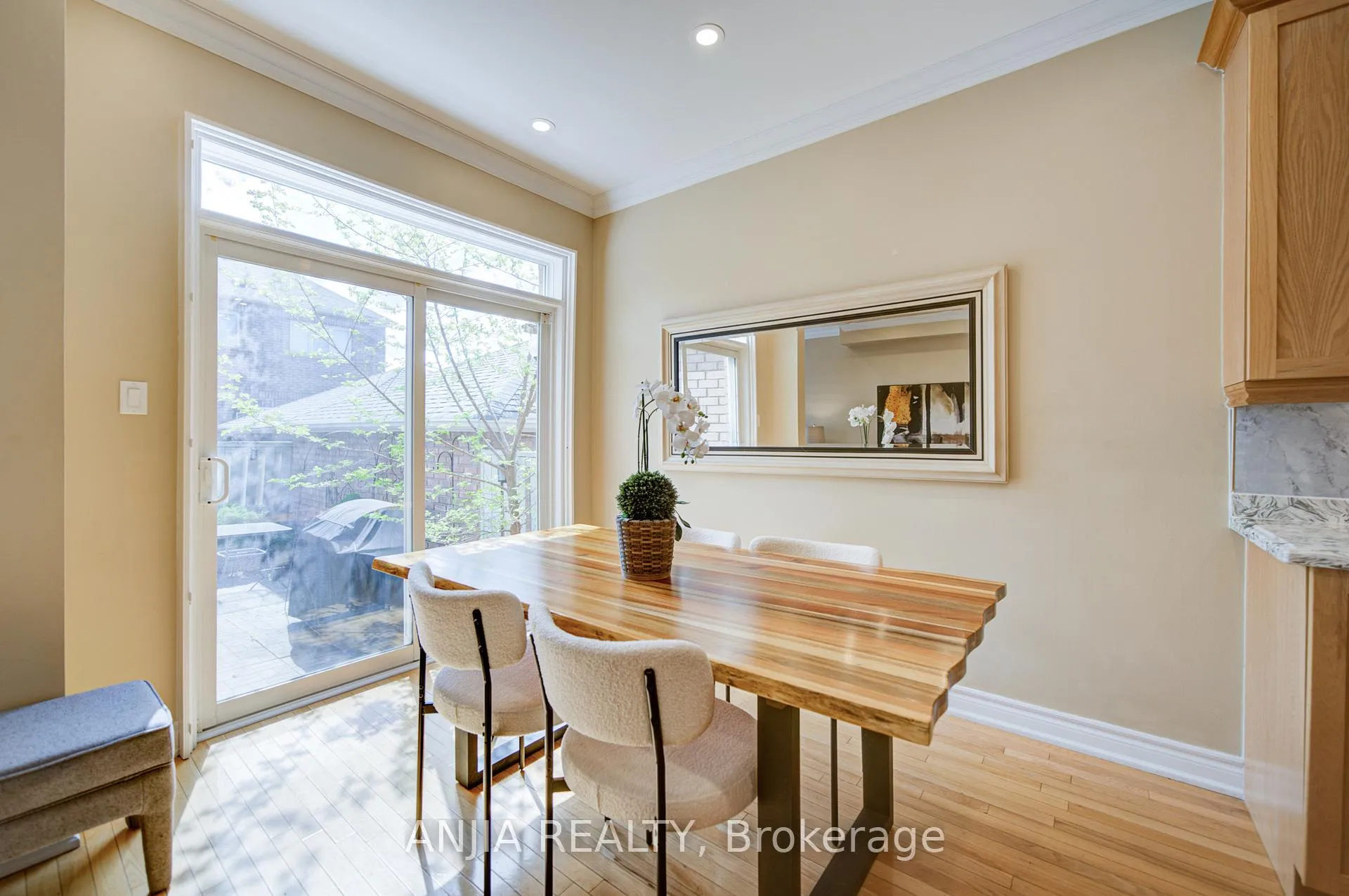 Photo 12 of 174 Goldenwood Crescent, Markham, Greensborough — HOMEH