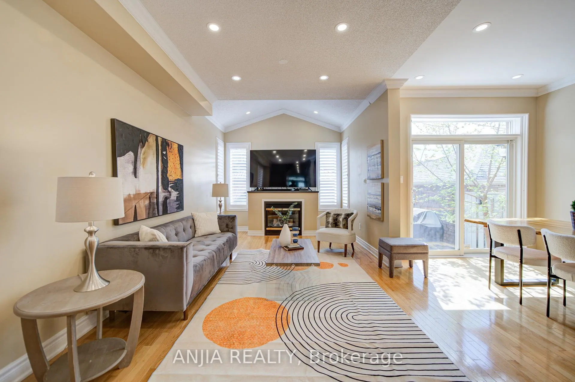 Photo 14 of 174 Goldenwood Crescent, Markham, Greensborough — HOMEH