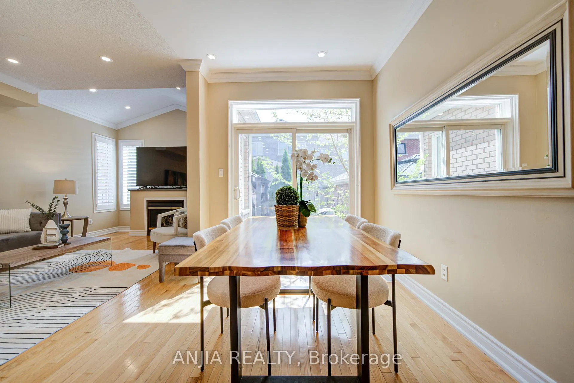 Photo 16 of 174 Goldenwood Crescent, Markham, Greensborough — HOMEH