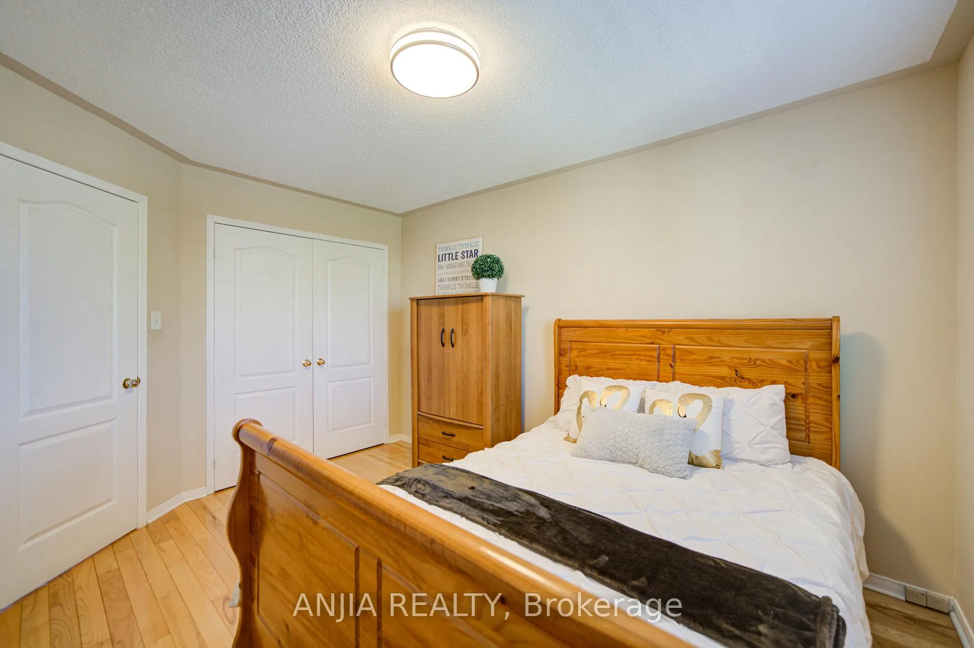 Photo 32 of 174 Goldenwood Crescent, Markham, Greensborough — HOMEH