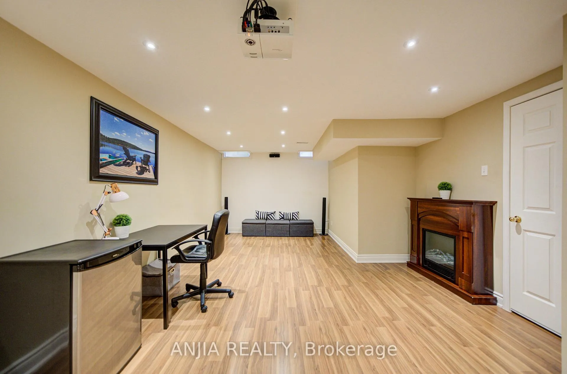 Photo 35 of 174 Goldenwood Crescent, Markham, Greensborough — HOMEH