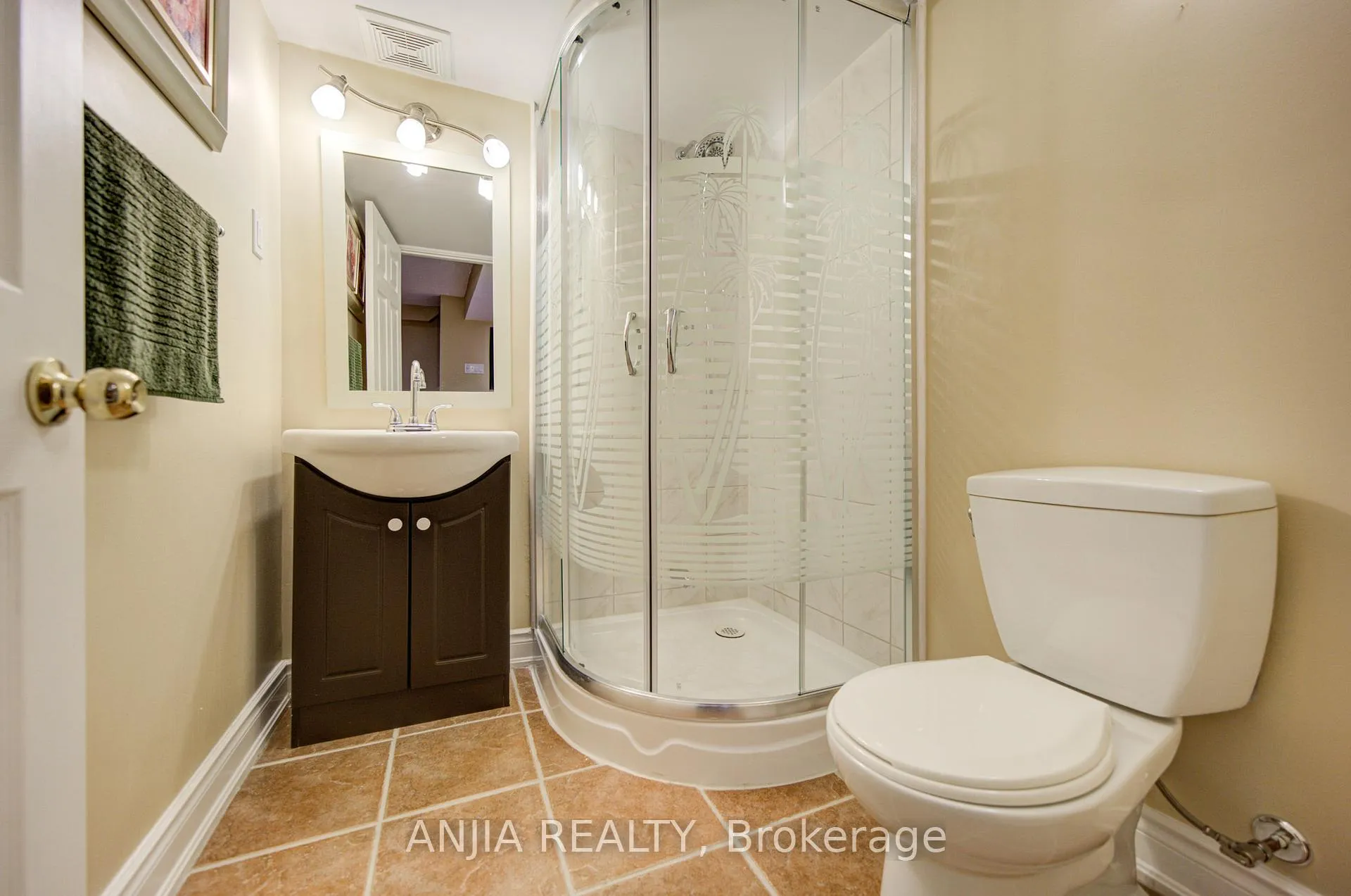 Photo 38 of 174 Goldenwood Crescent, Markham, Greensborough — HOMEH