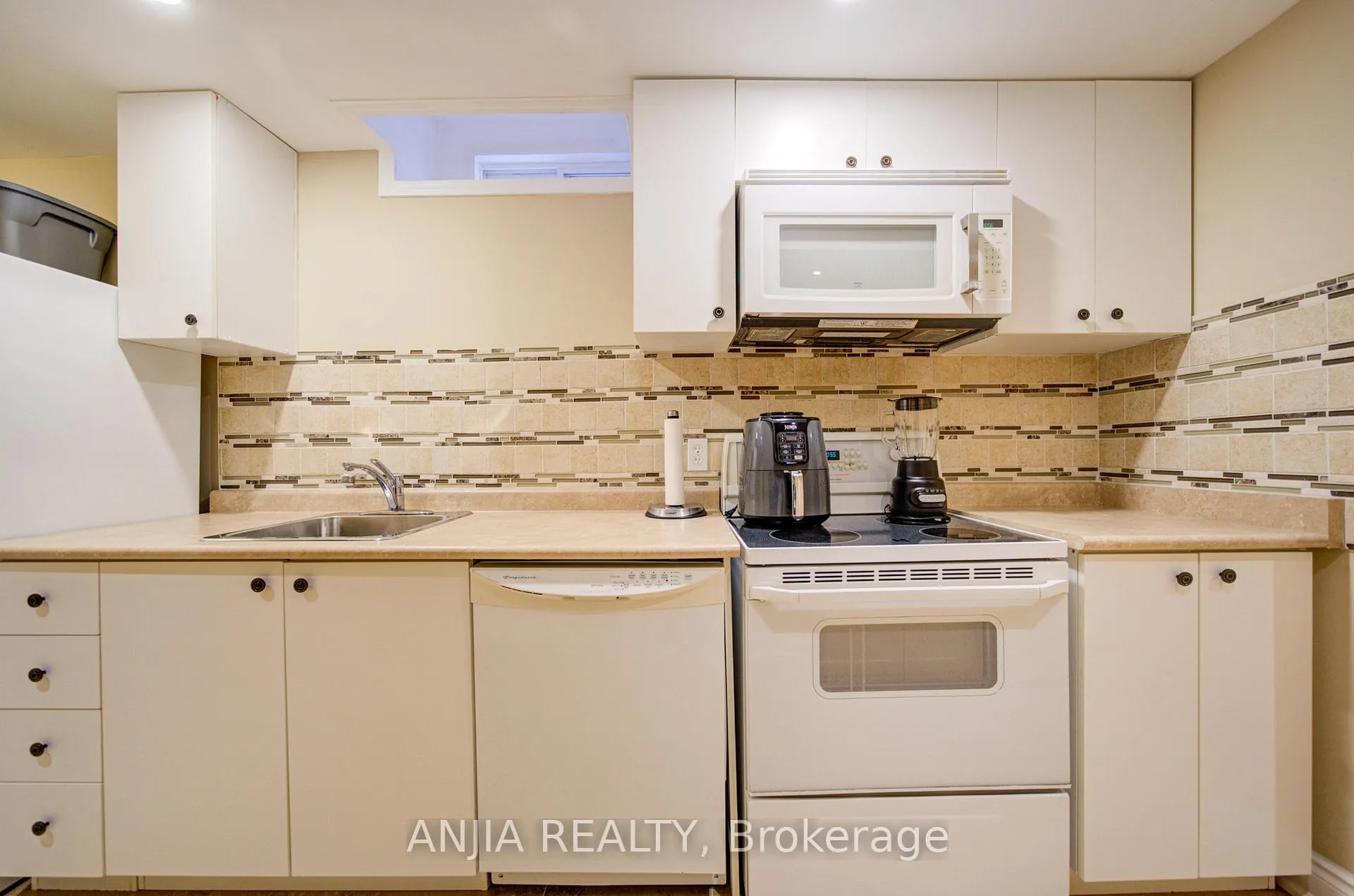 Photo 43 of 174 Goldenwood Crescent, Markham, Greensborough — HOMEH