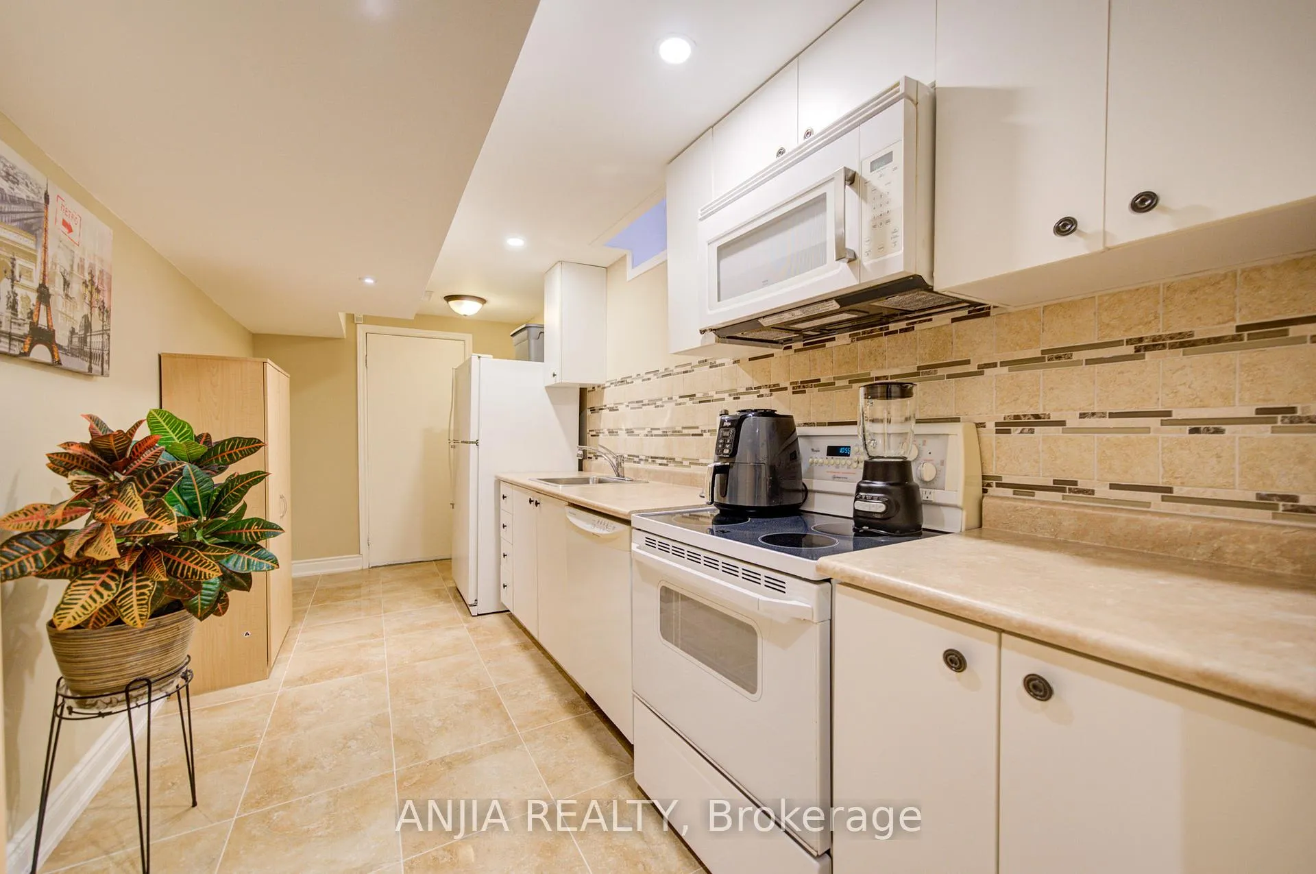 Photo 44 of 174 Goldenwood Crescent, Markham, Greensborough — HOMEH