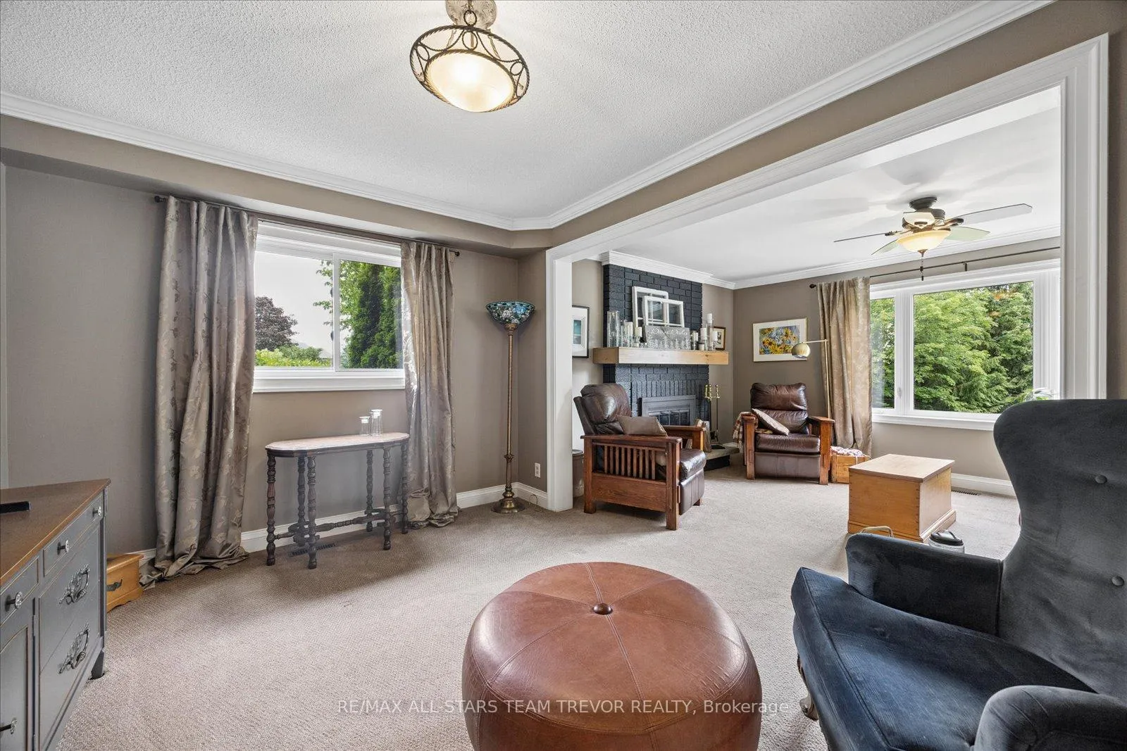 Photo 13 of 46 Chartwell Crescent, Georgina, Keswick North — HOMEH