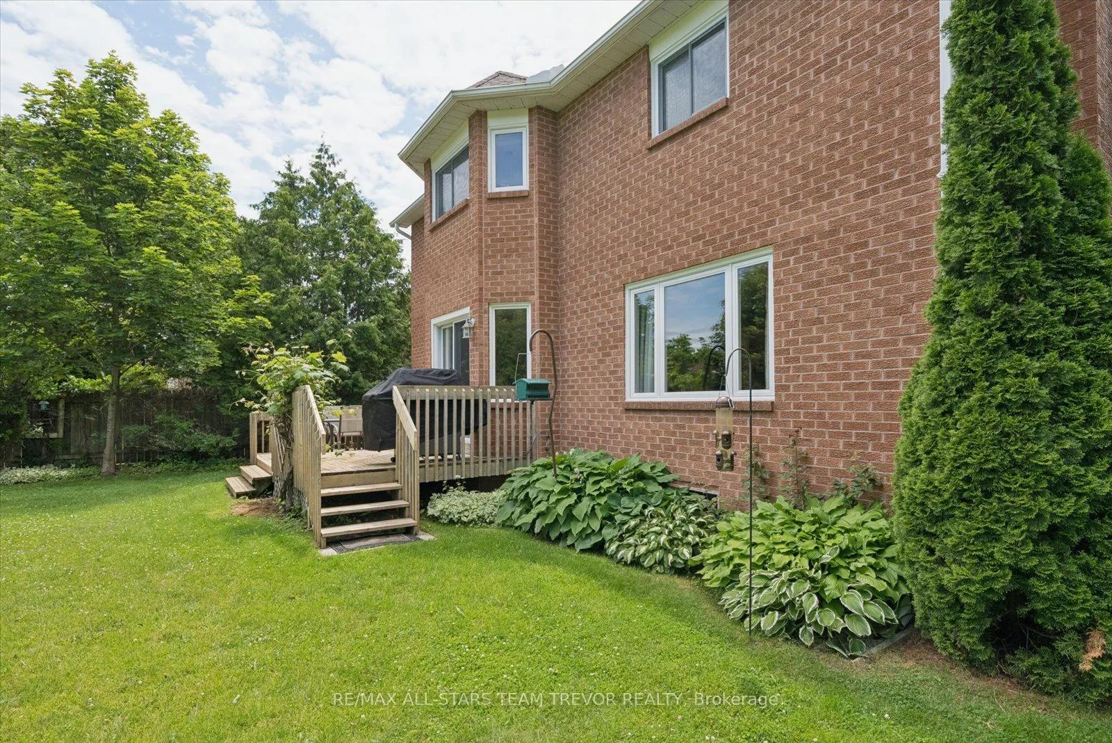 Photo 35 of 46 Chartwell Crescent, Georgina, Keswick North — HOMEH