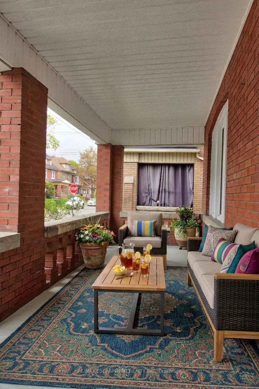 Photo 6 of Unit 3, 70 Spadina Avenue, Hamilton, Stipley — HOMEH