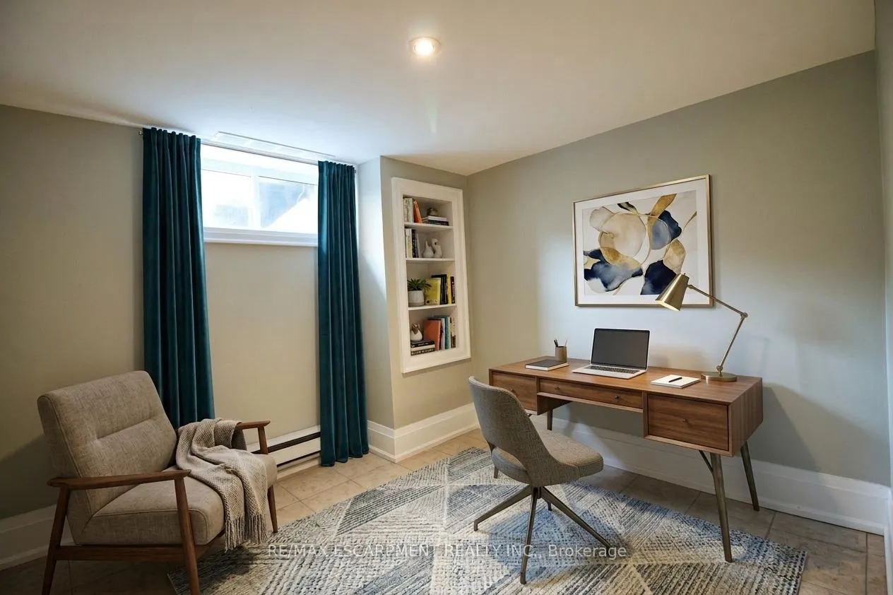 Photo 9 of Unit 3, 70 Spadina Avenue, Hamilton, Stipley — HOMEH