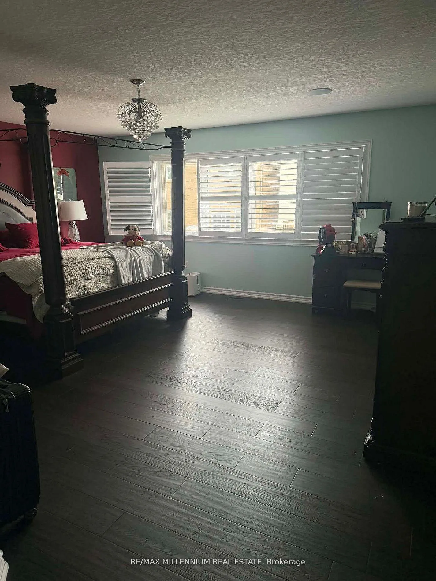 Photo 7 of 29 Monkton Circle, Brampton, Credit Valley — HOMEH
