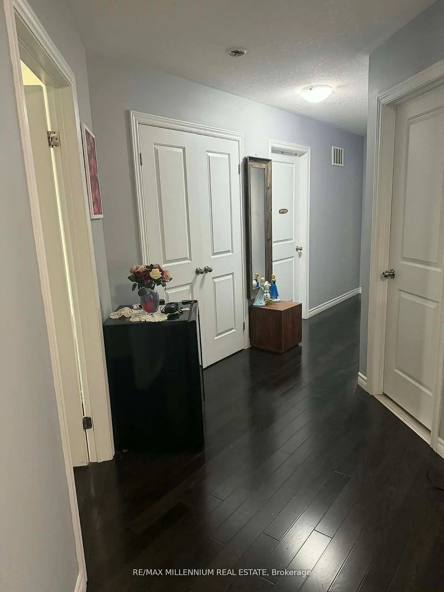 Photo 11 of 29 Monkton Circle, Brampton, Credit Valley — HOMEH