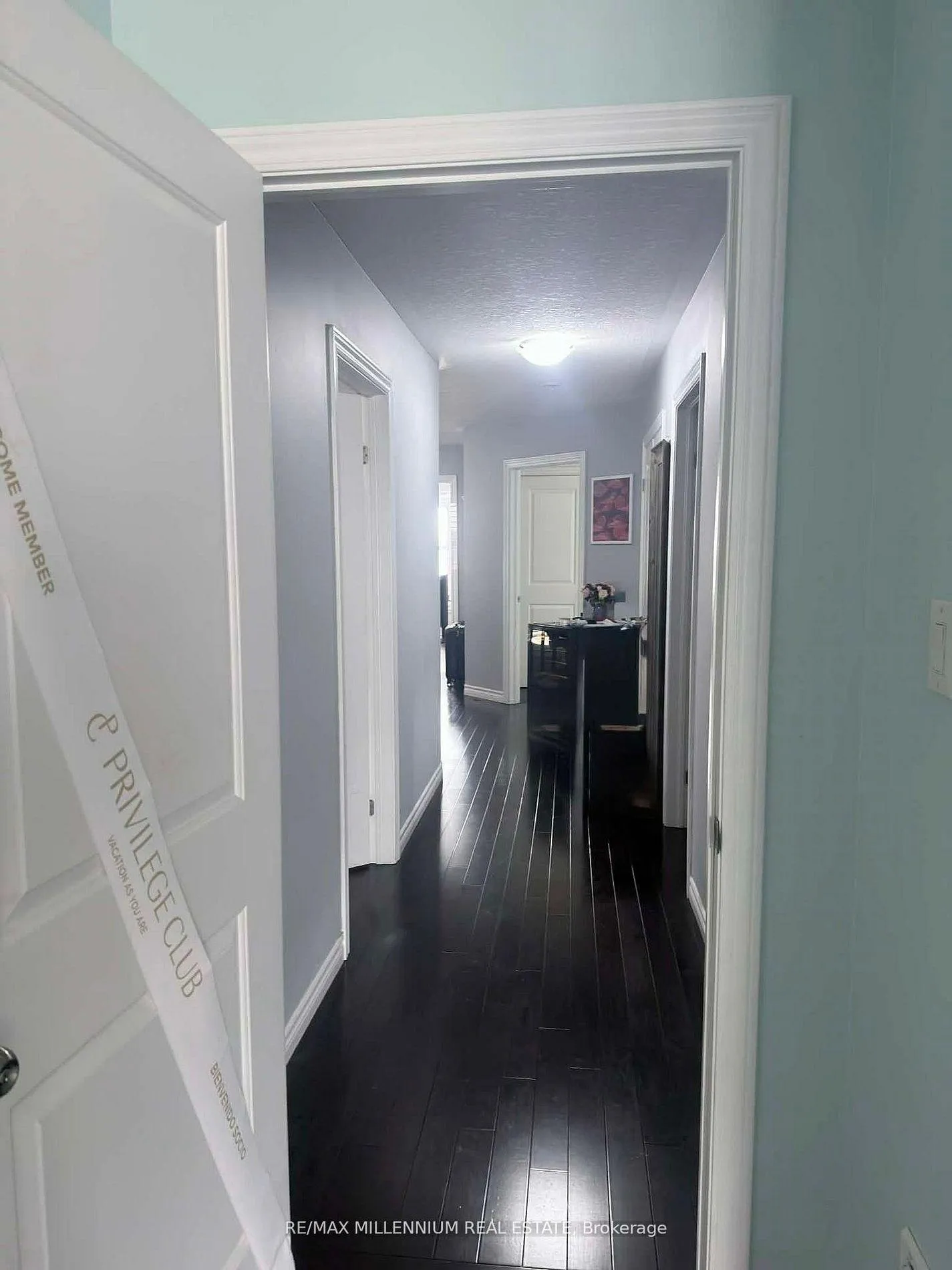 Photo 13 of 29 Monkton Circle, Brampton, Credit Valley — HOMEH