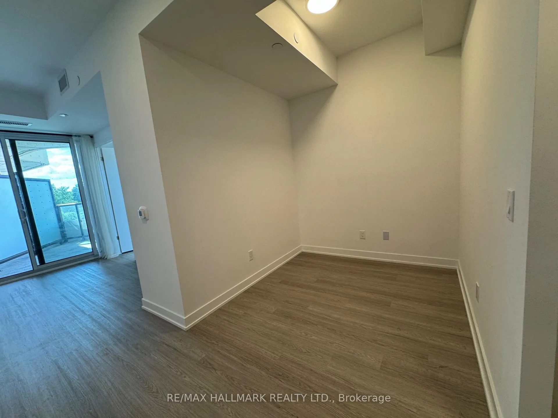 Photo 15 of 8188 Yonge Street, Vaughan, Uplands — HOMEH
