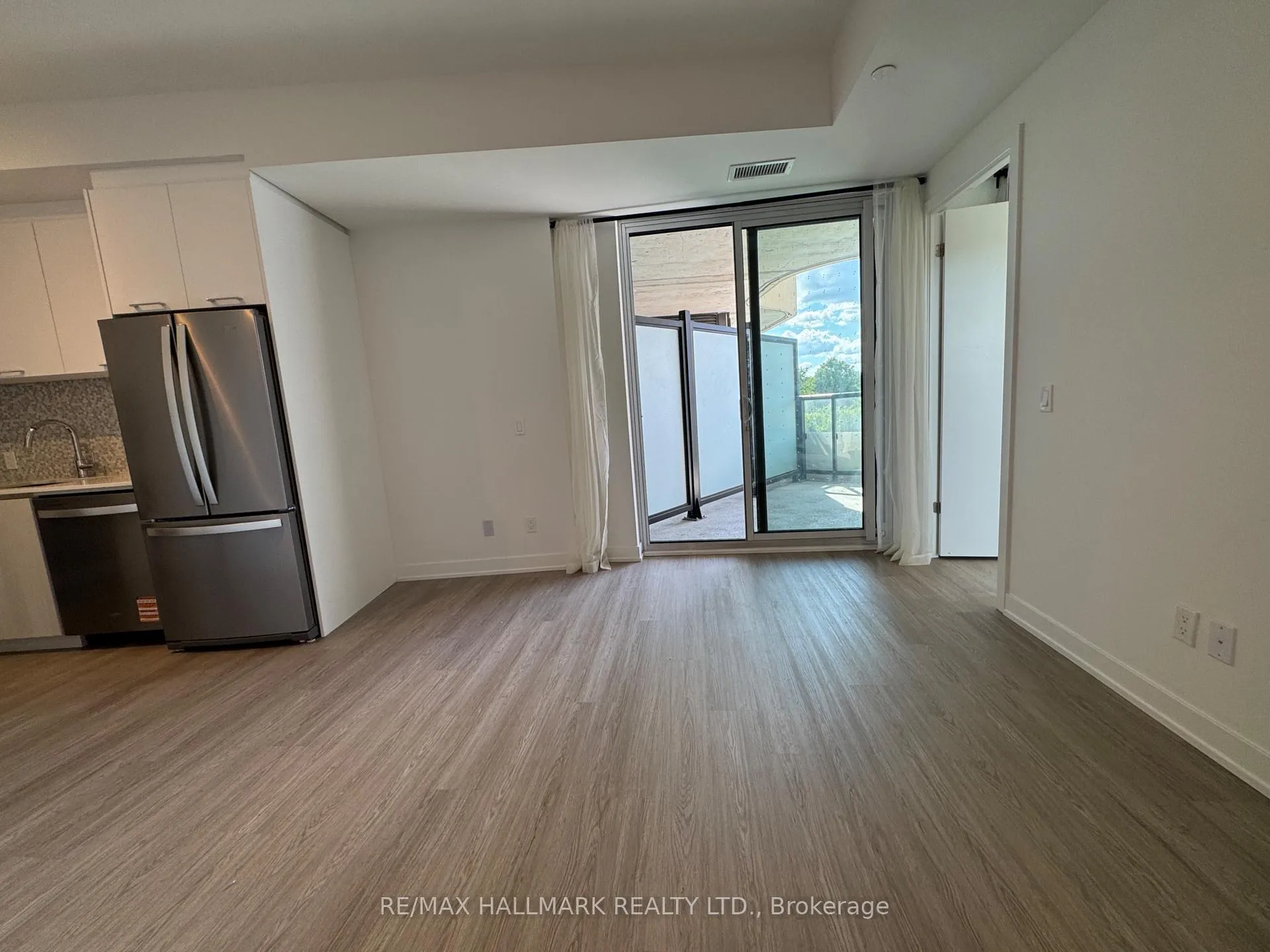 Photo 16 of 8188 Yonge Street, Vaughan, Uplands — HOMEH
