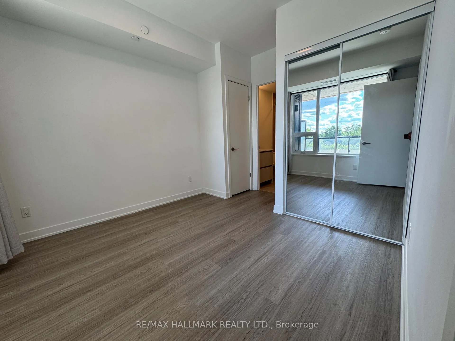 Photo 17 of 8188 Yonge Street, Vaughan, Uplands — HOMEH