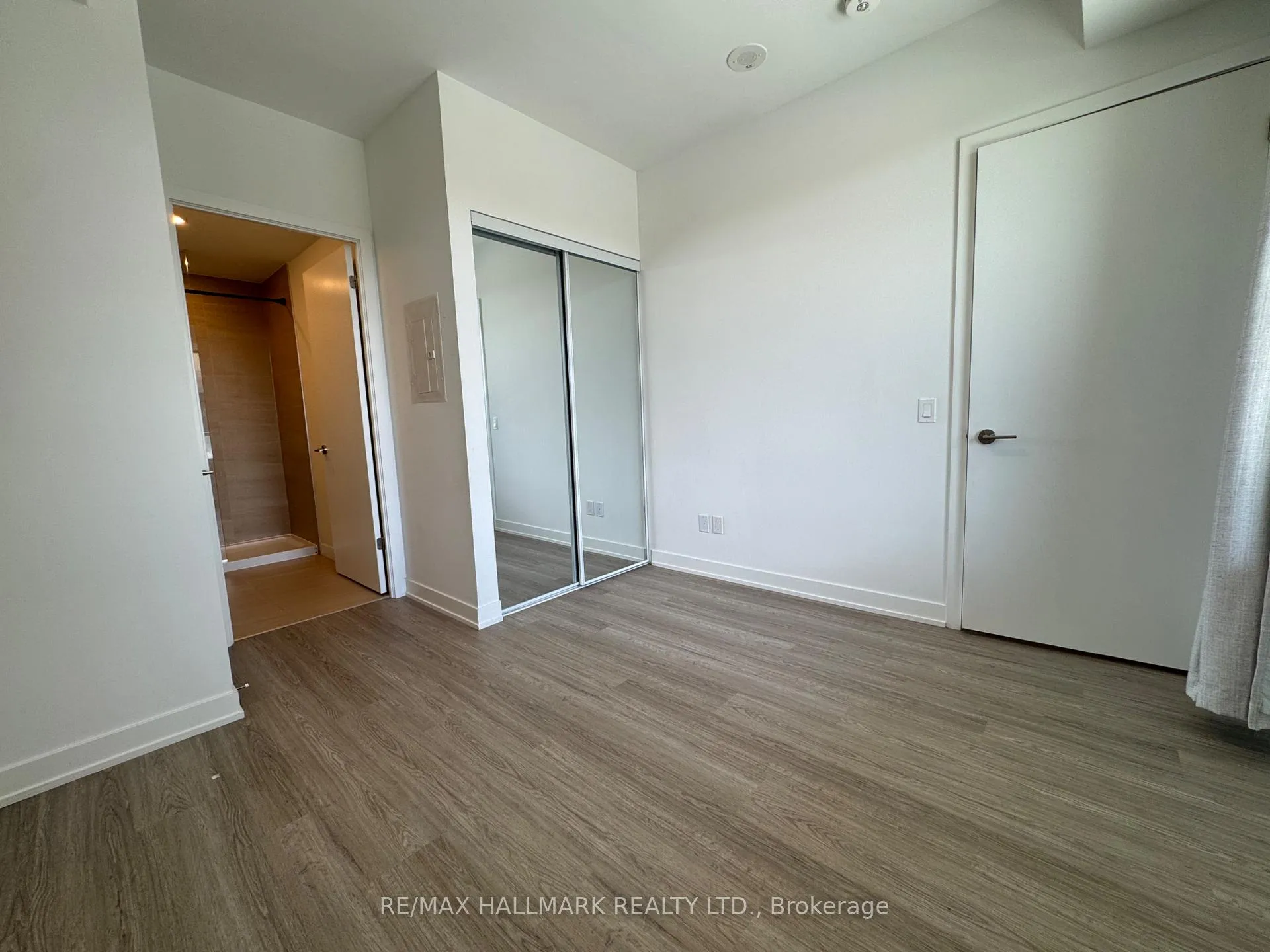 Photo 18 of 8188 Yonge Street, Vaughan, Uplands — HOMEH