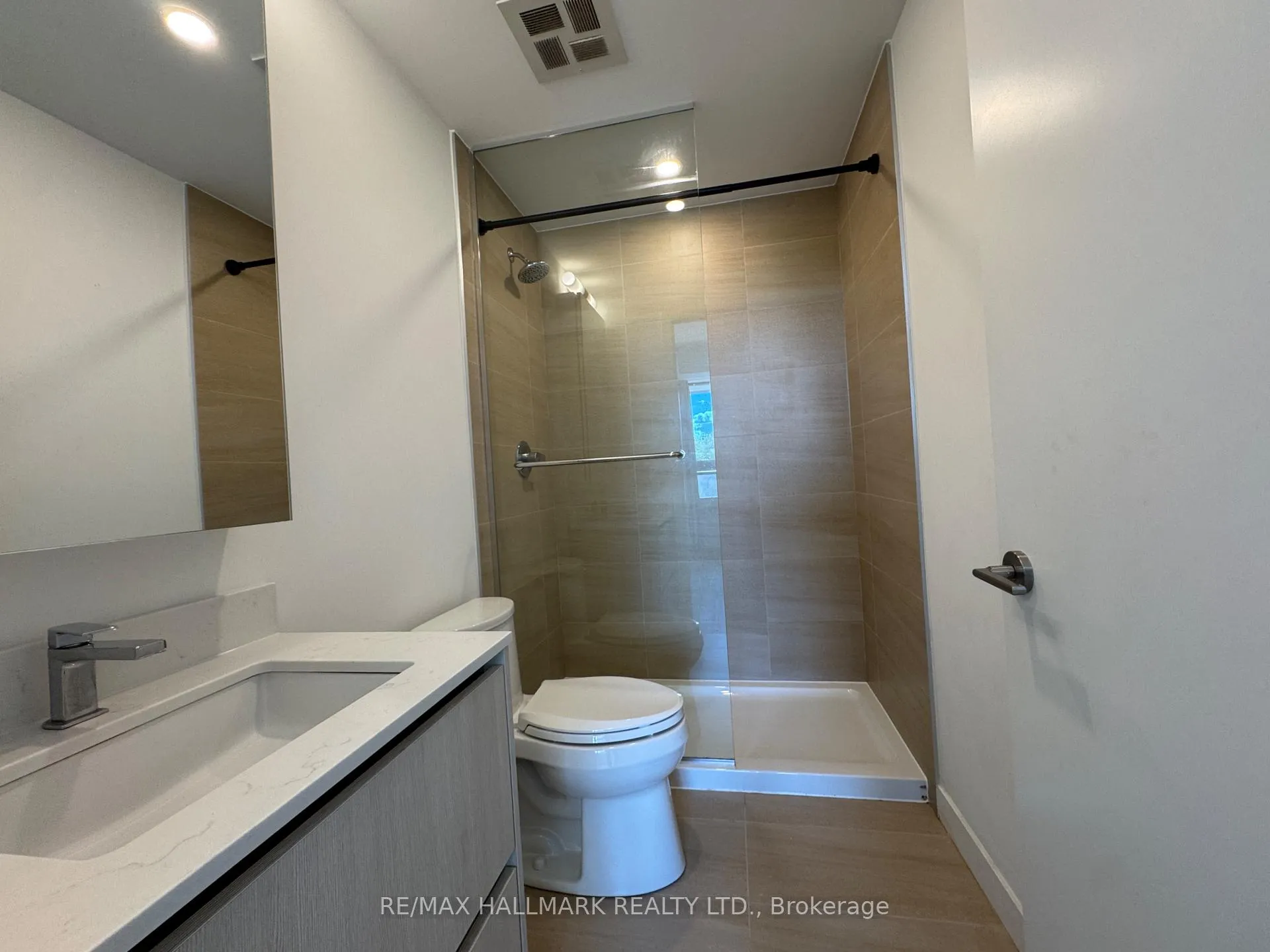 Photo 20 of 8188 Yonge Street, Vaughan, Uplands — HOMEH