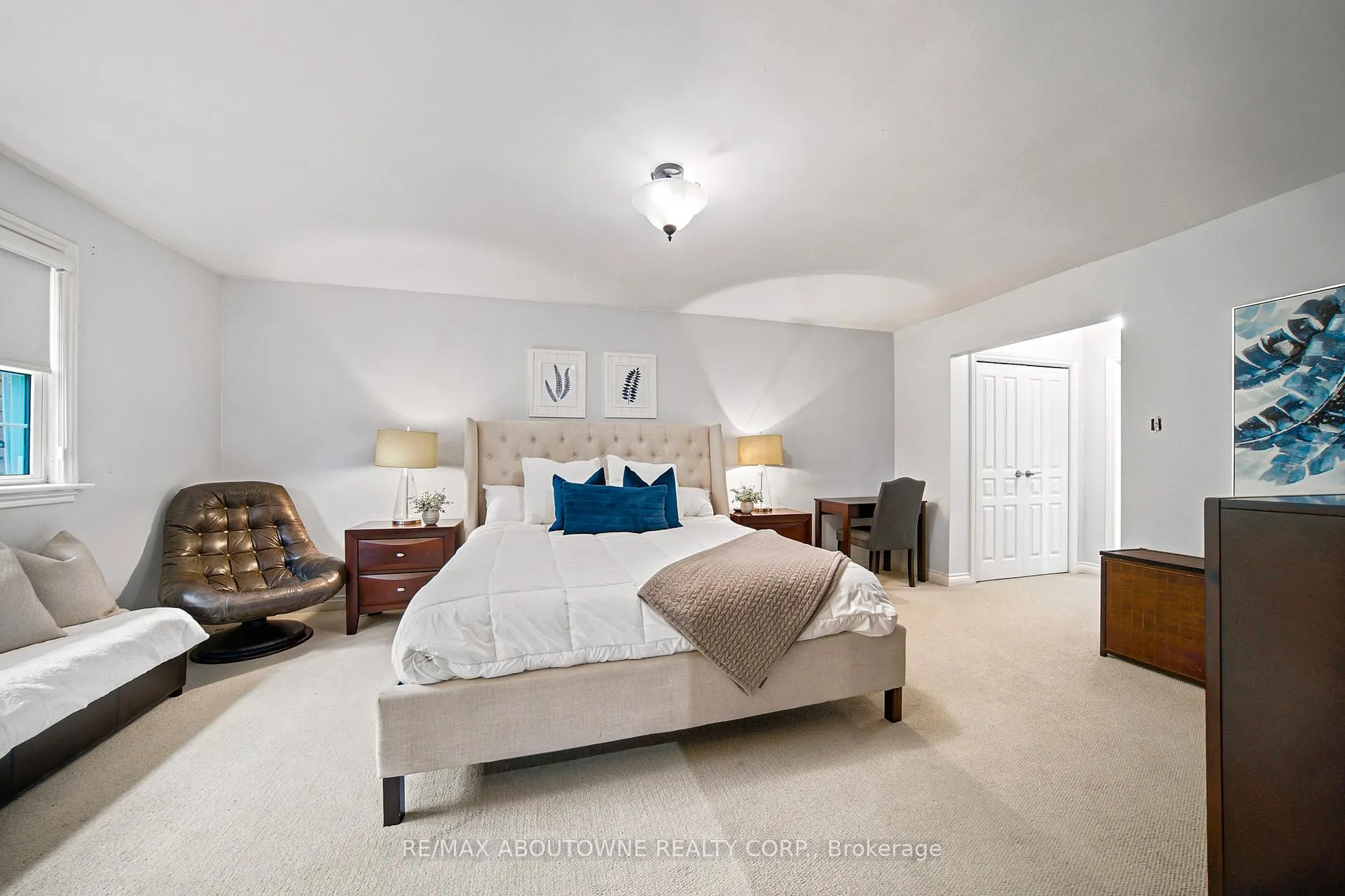 Photo 19 of 1393 Peerless Court, Oakville, College Park — HOMEH