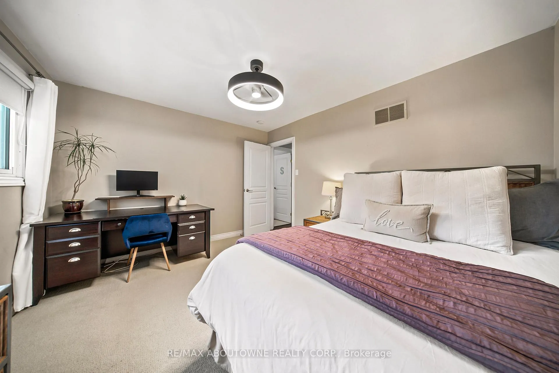 Photo 23 of 1393 Peerless Court, Oakville, College Park — HOMEH