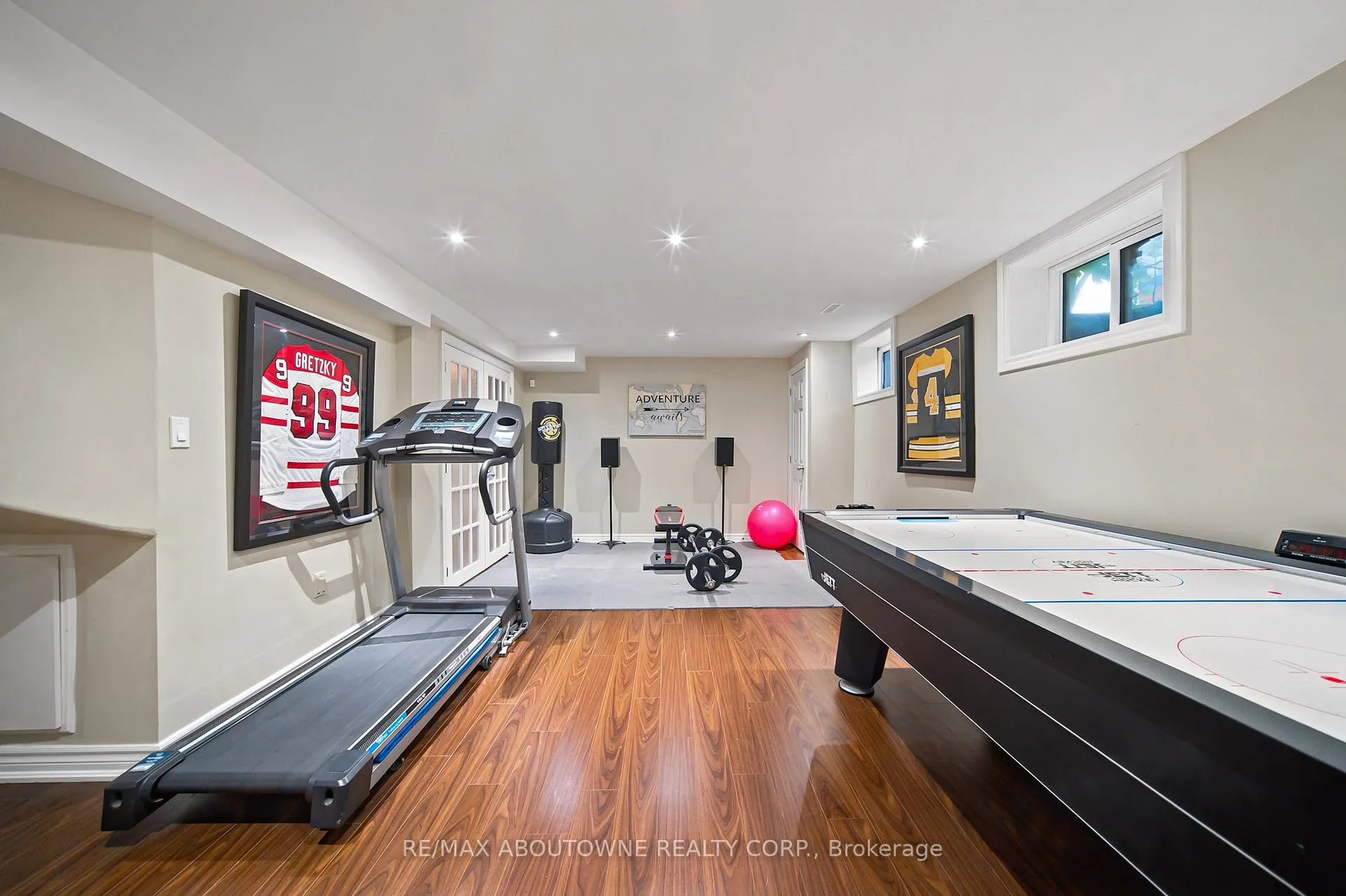 Photo 30 of 1393 Peerless Court, Oakville, College Park — HOMEH