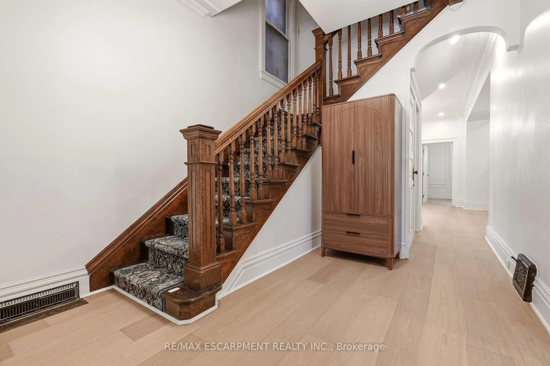 Photo 7 of 131 Markland Street, Hamilton, Durand — HOMEH