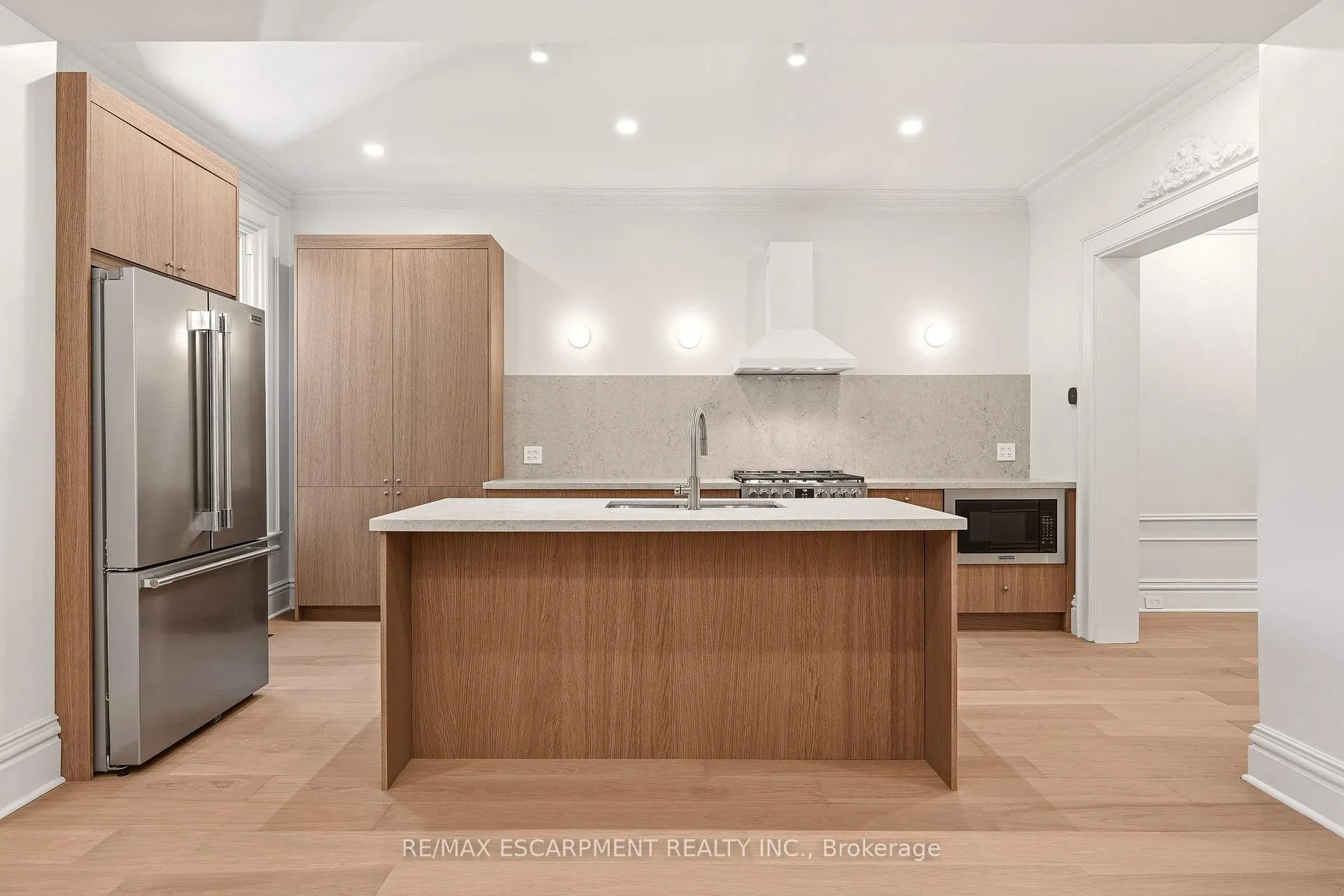 Photo 9 of 131 Markland Street, Hamilton, Durand — HOMEH