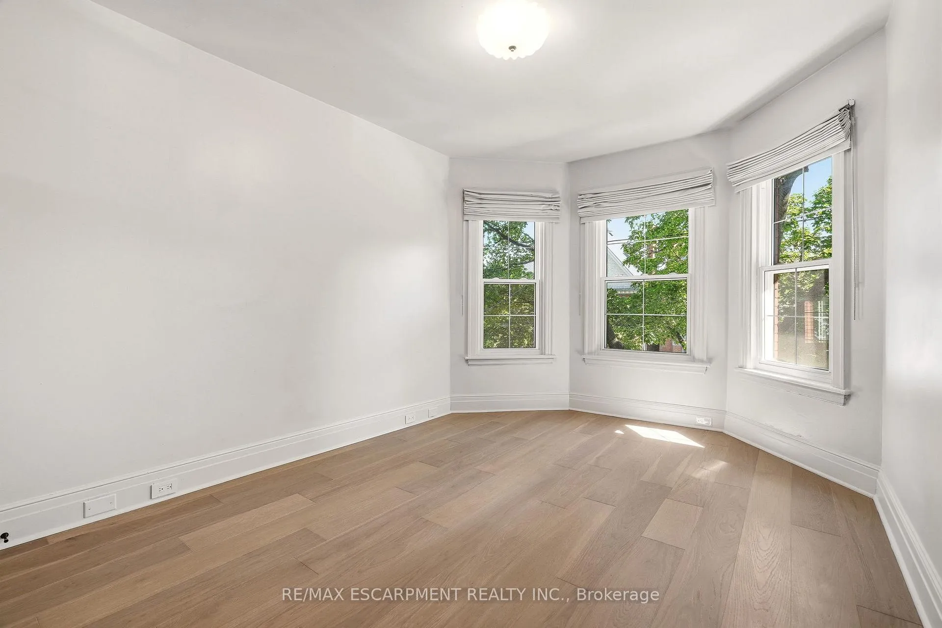 Photo 39 of 131 Markland Street, Hamilton, Durand — HOMEH