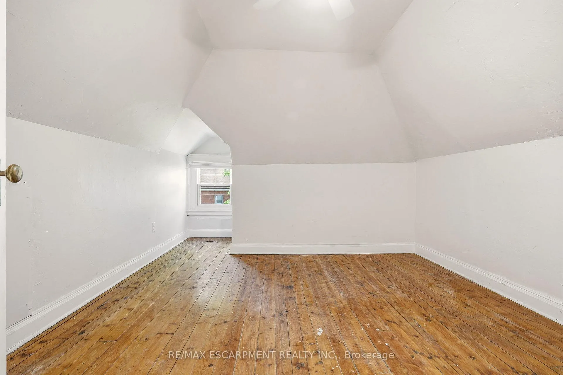 Photo 43 of 131 Markland Street, Hamilton, Durand — HOMEH