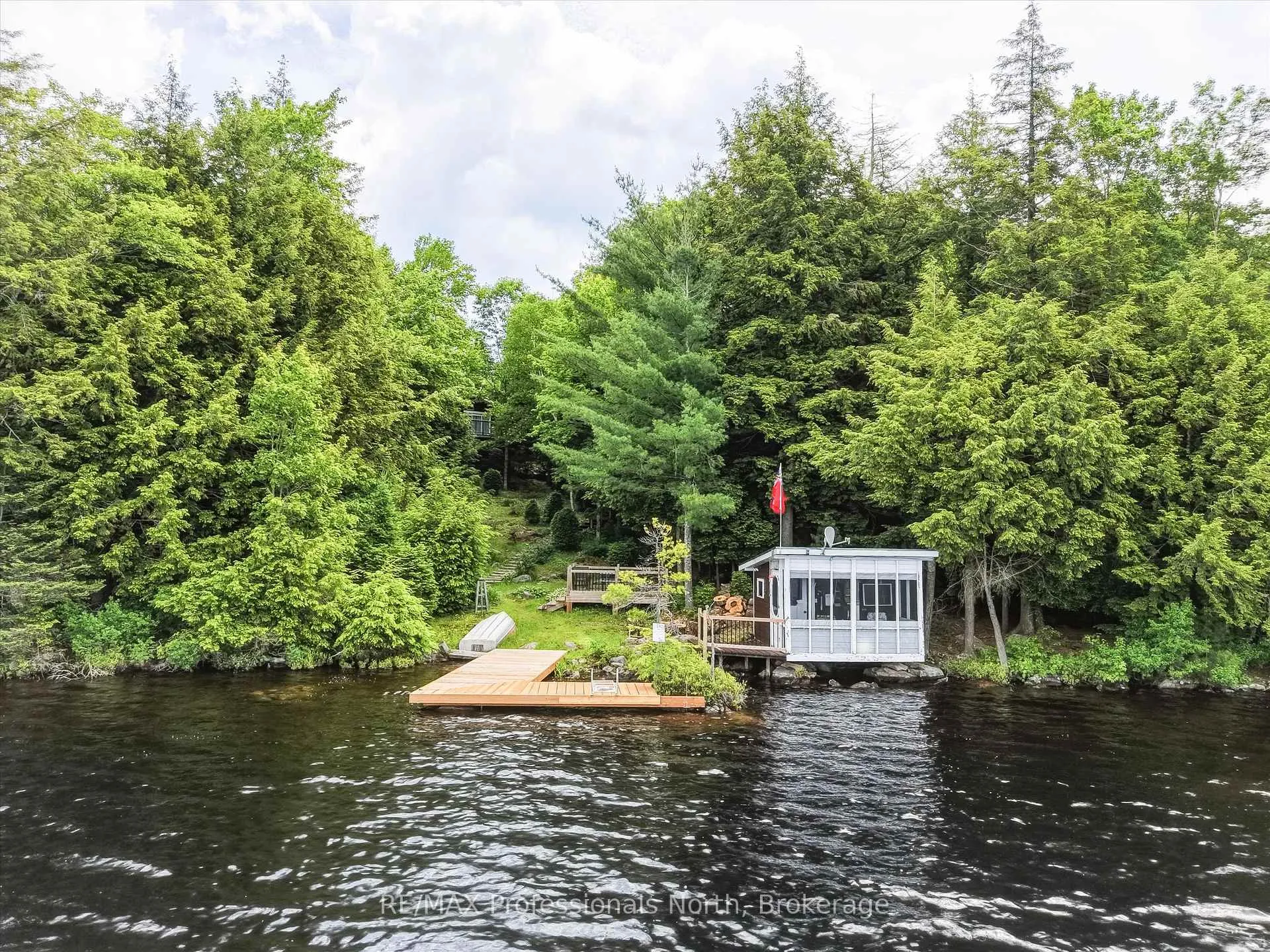 Photo 15 of 1007 Leech Lake Point Road, Bracebridge, Oakley — HOMEH