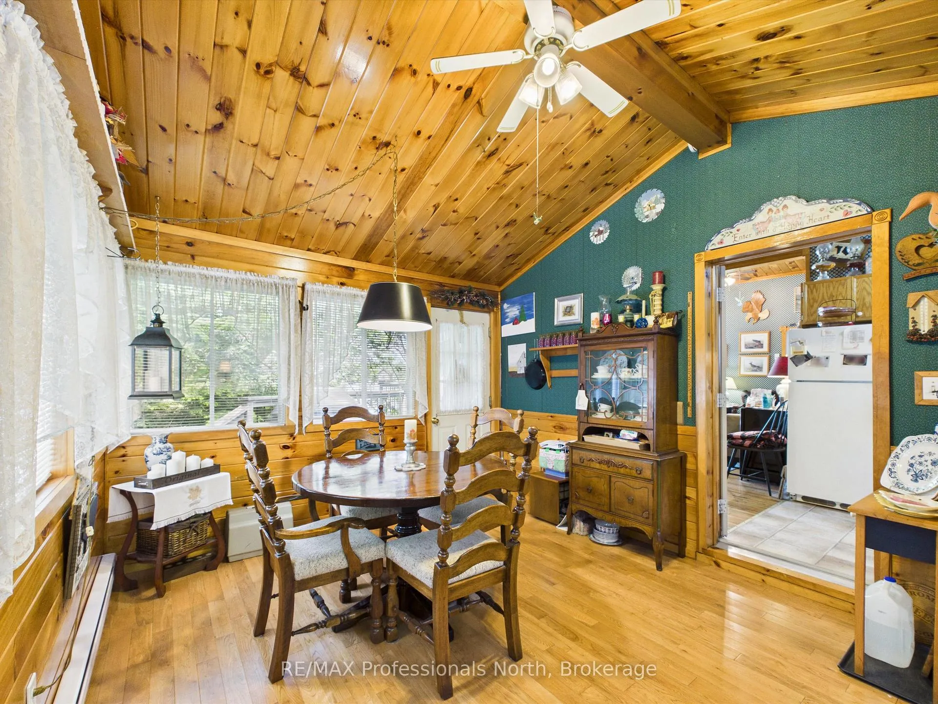 Photo 35 of 1007 Leech Lake Point Road, Bracebridge, Oakley — HOMEH