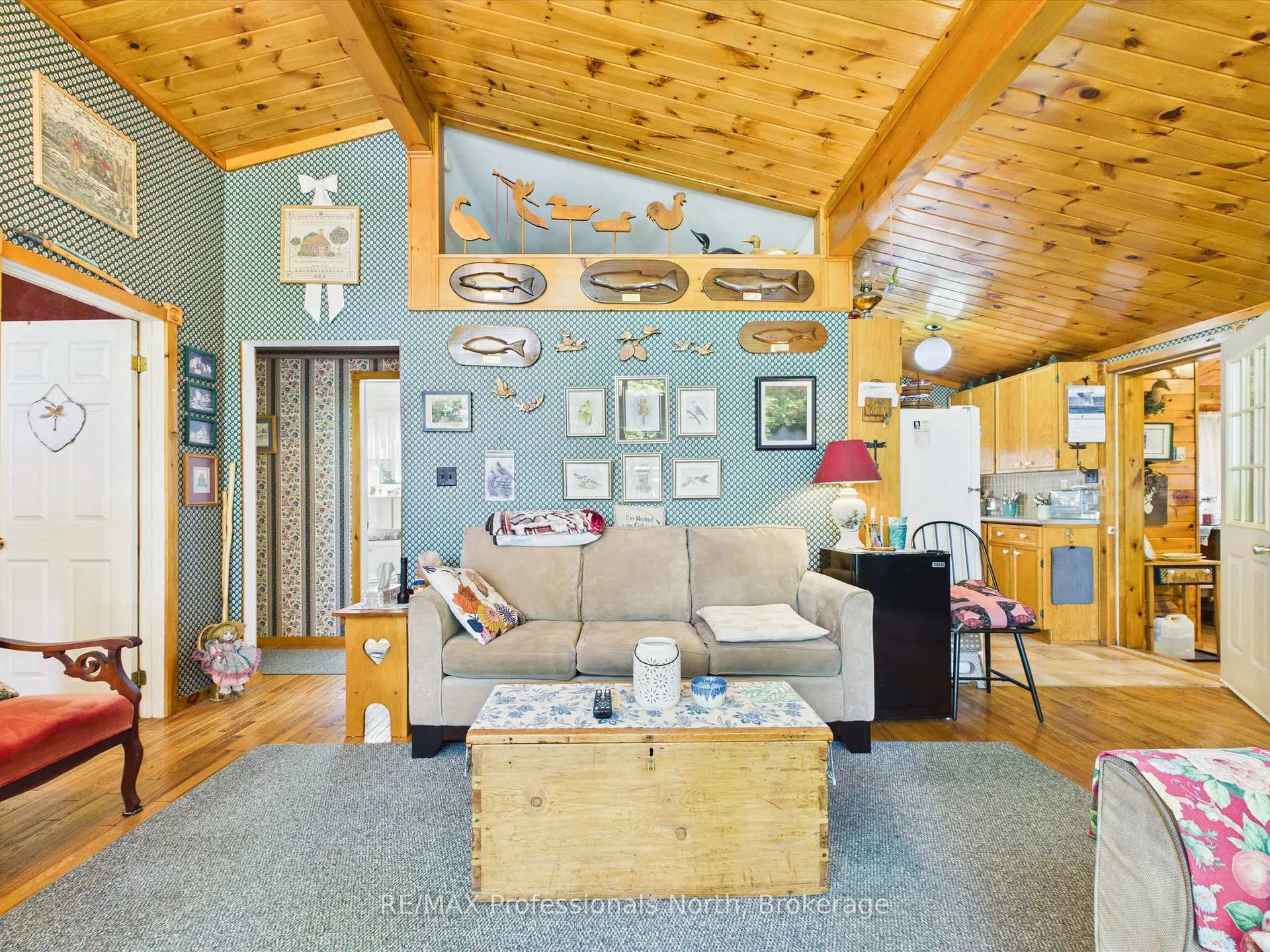 Photo 36 of 1007 Leech Lake Point Road, Bracebridge, Oakley — HOMEH